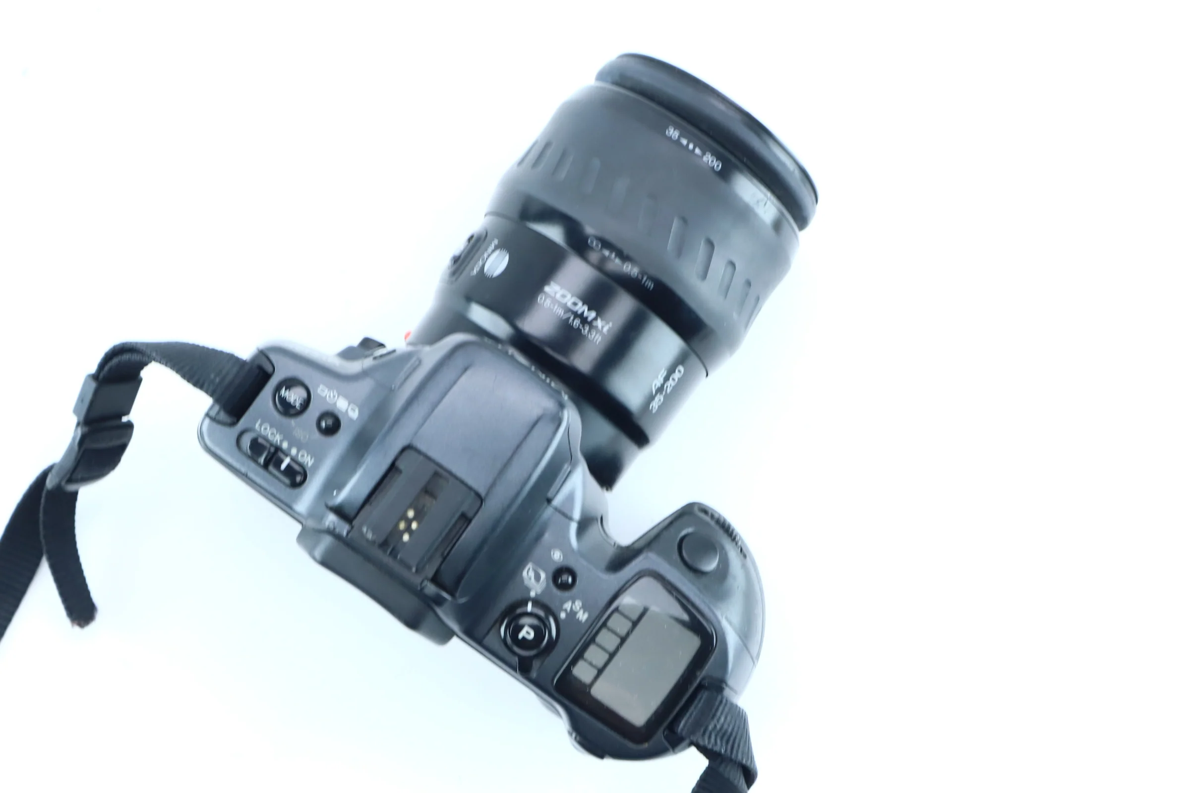 Minolta Dynax 500si Super + Zoom Xi AF 35–200mm f/4.5–5.6 - Image 5