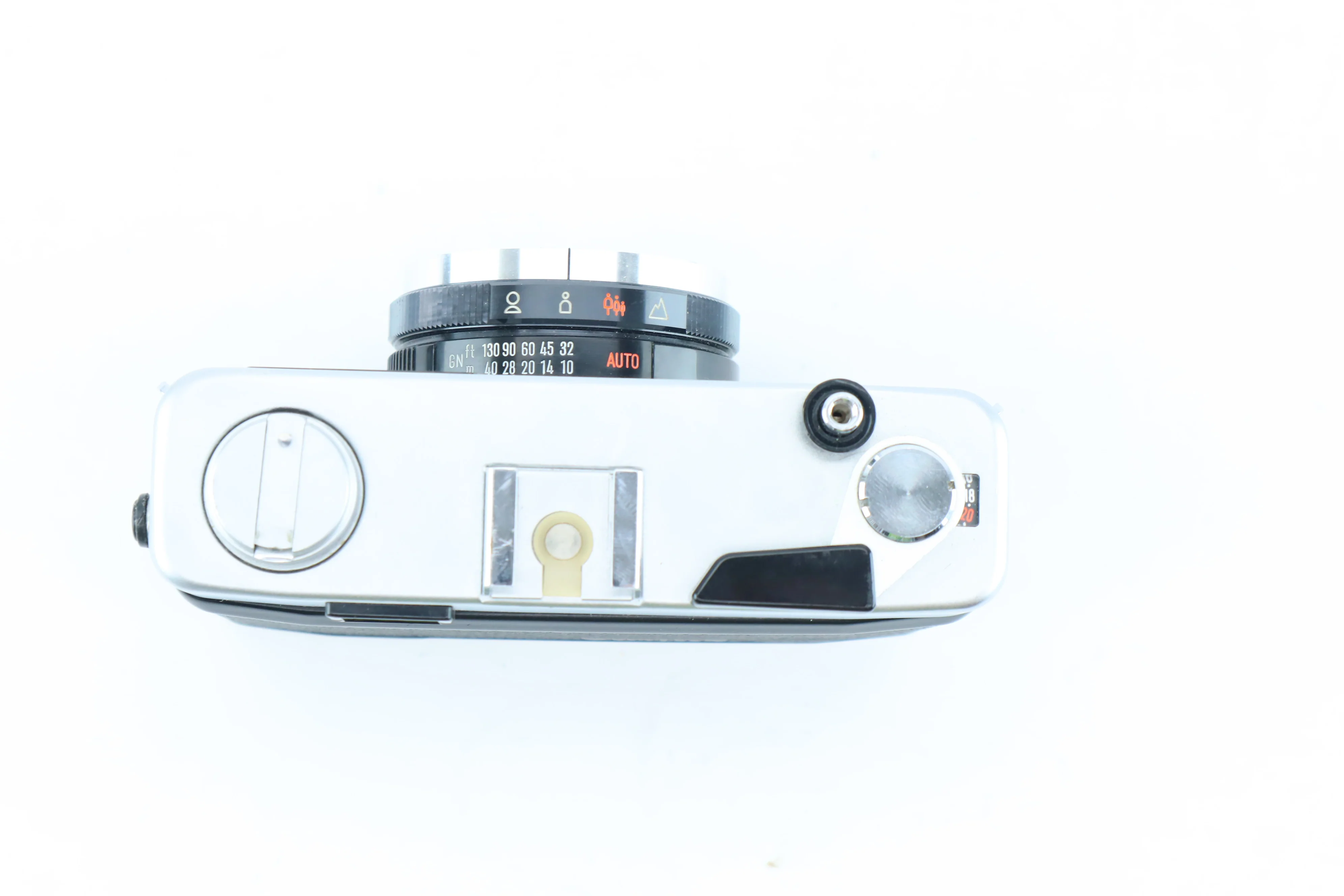 Minolta Hi-Matic G – Compact 35mm Rangefinder with Rokkor 38mm f/2.8 Lens - Image 4