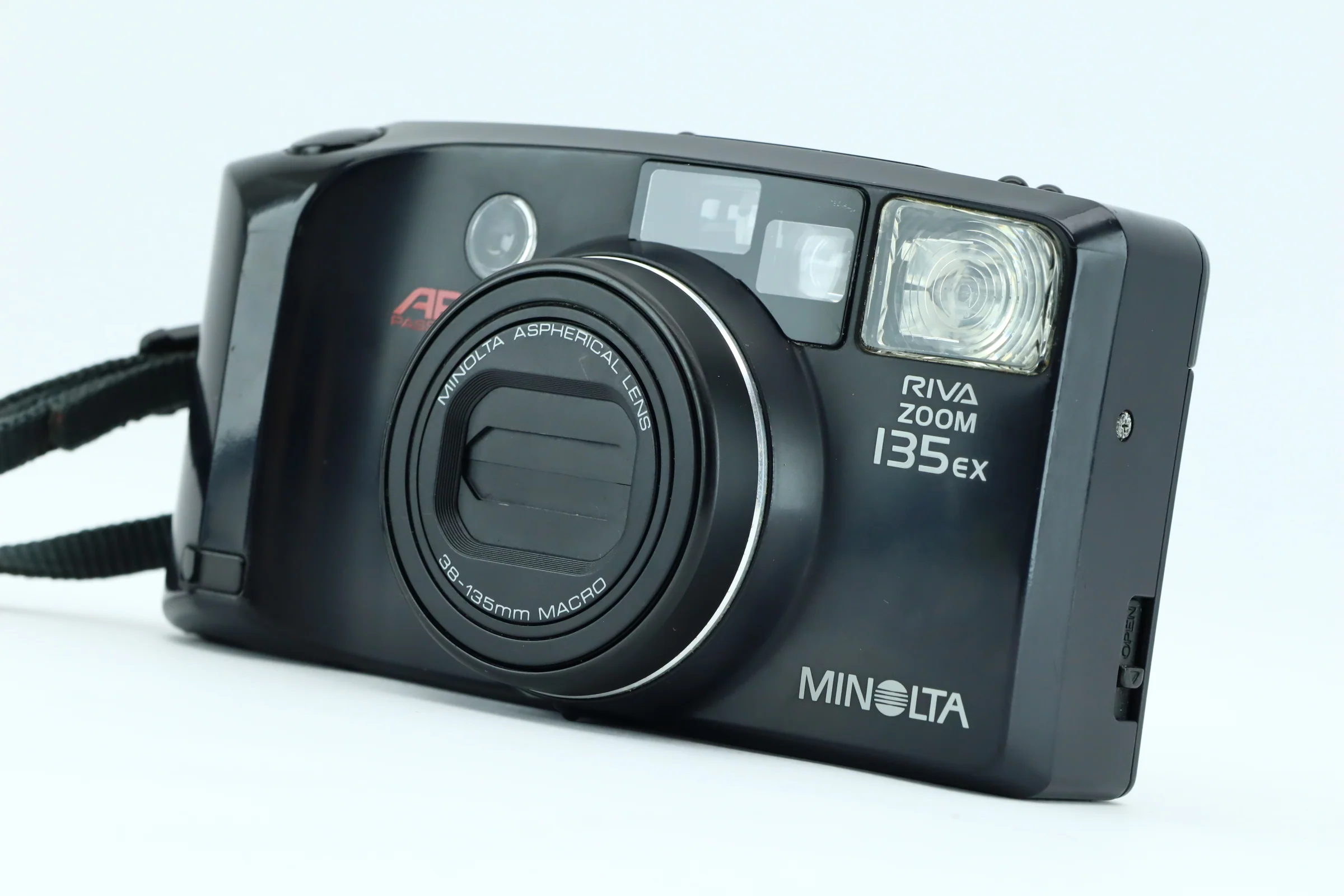 Minolta Riva zoom 135 EX | 38-135mm lens - Image 4