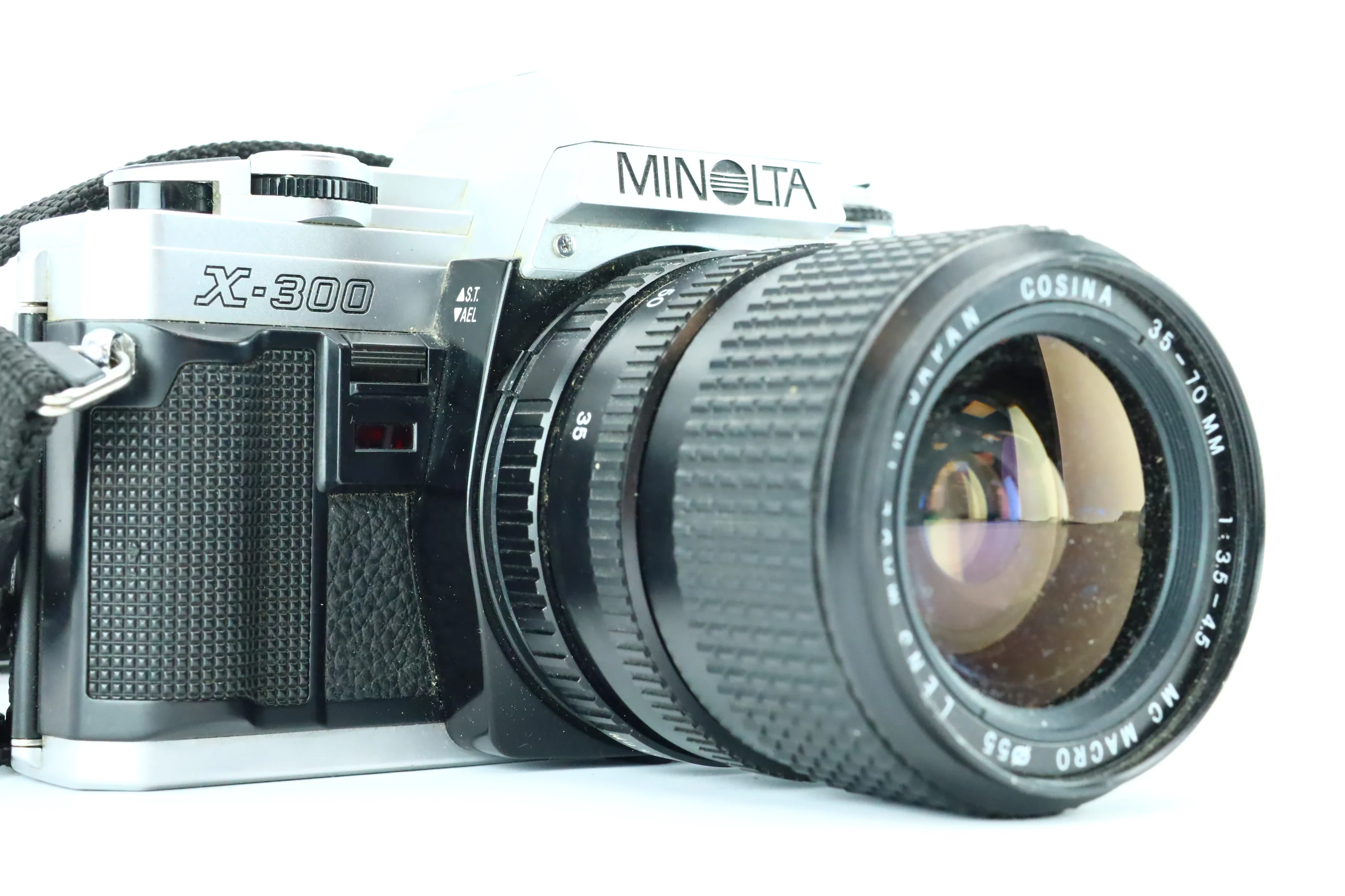 Minolta X-300 MC 35-70mm 3.5-4.5