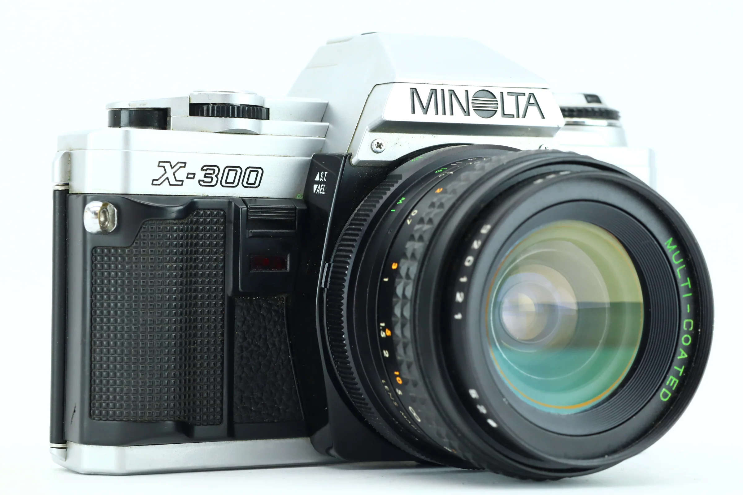 Minolta X-300 + Muliti-Coated 28mm 2,8