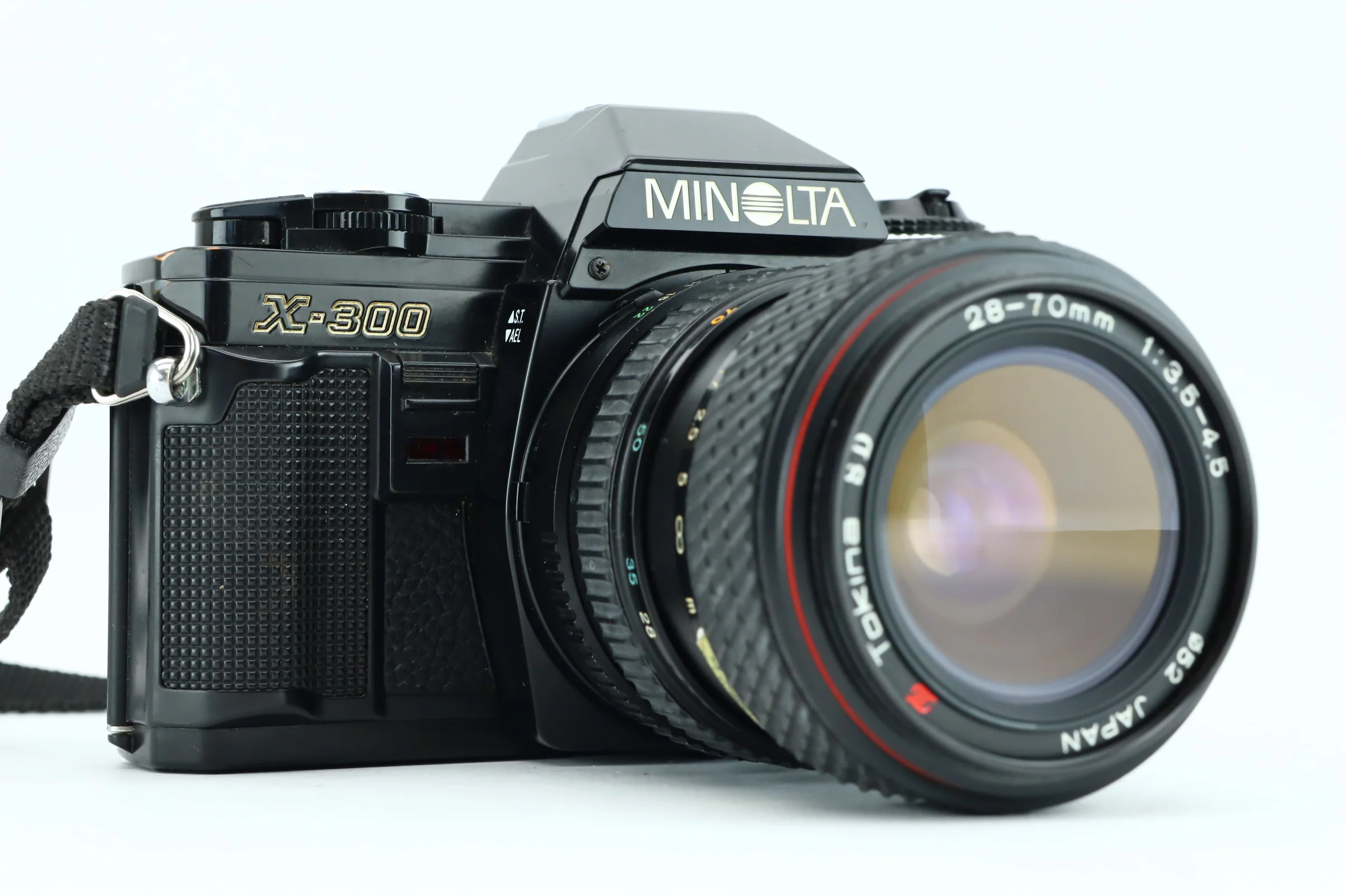 Minolta X-300 + Tokin 28-70mm 3,5-4,5