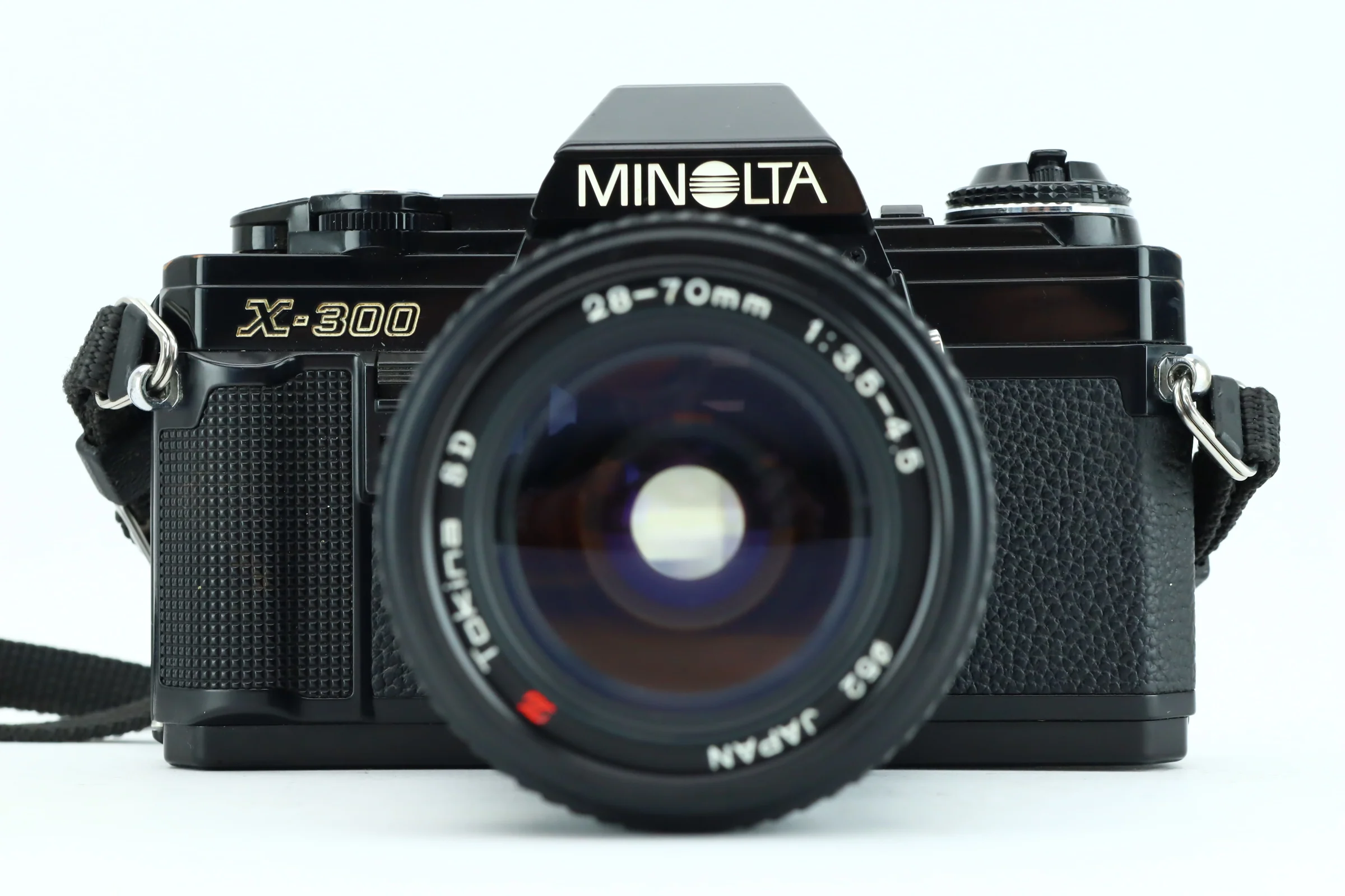 Minolta X-300 + Tokin 28-70mm 3,5-4,5 - Image 2