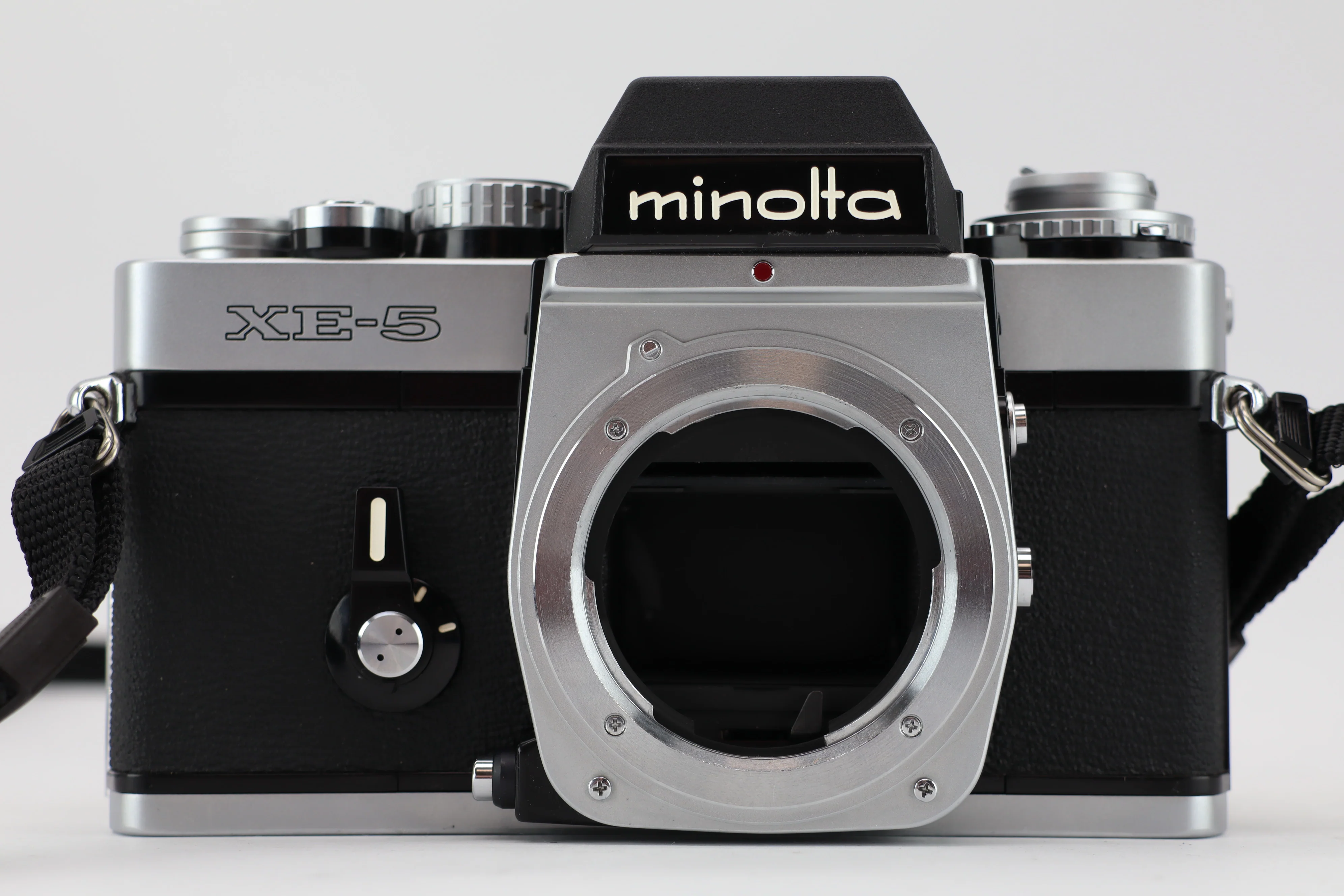 Minolta XE-5 - Image 2