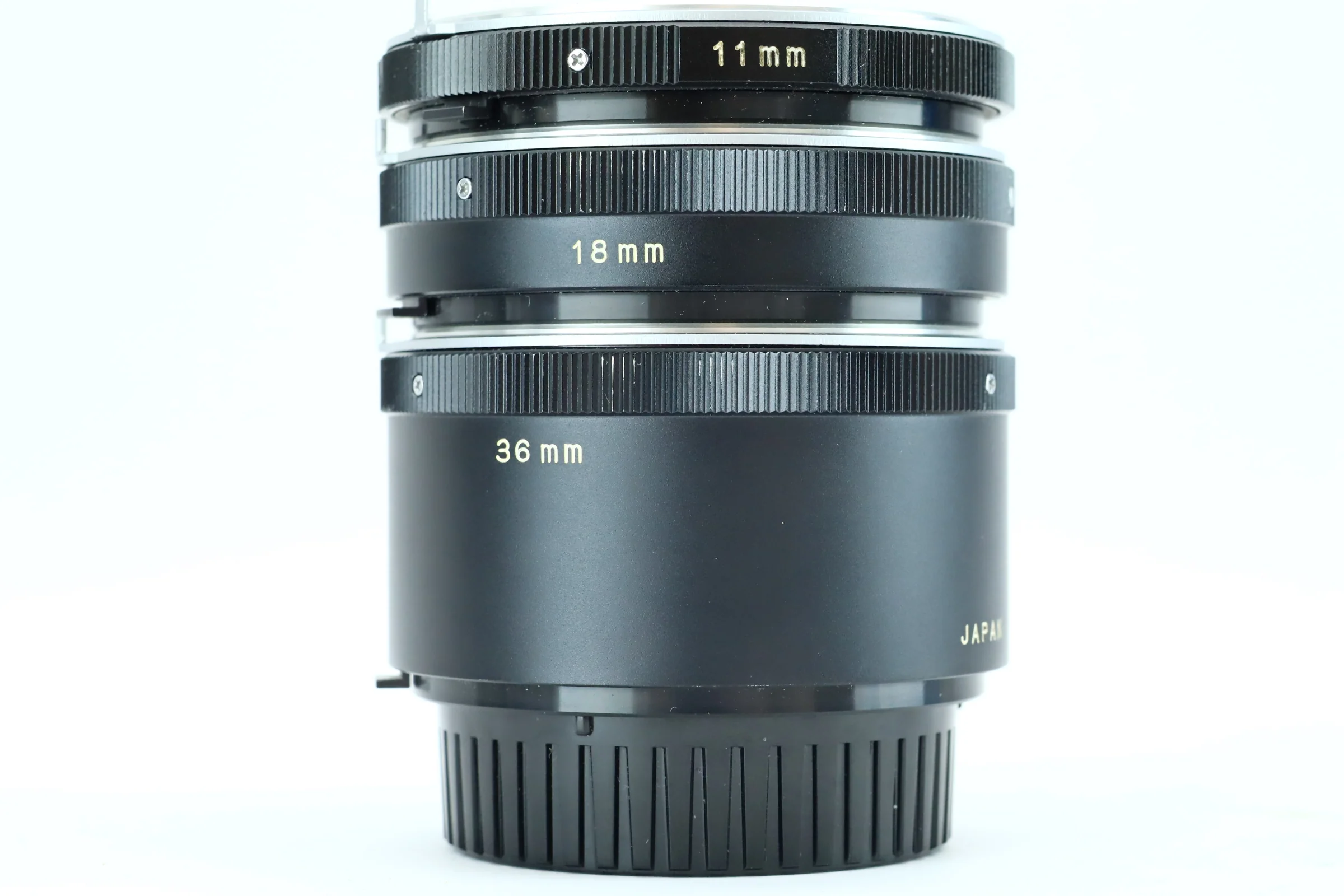 Minolta XG-M Set – 28mm, 50mm, 75–150mm + Grip + Teleconverter - Image 10