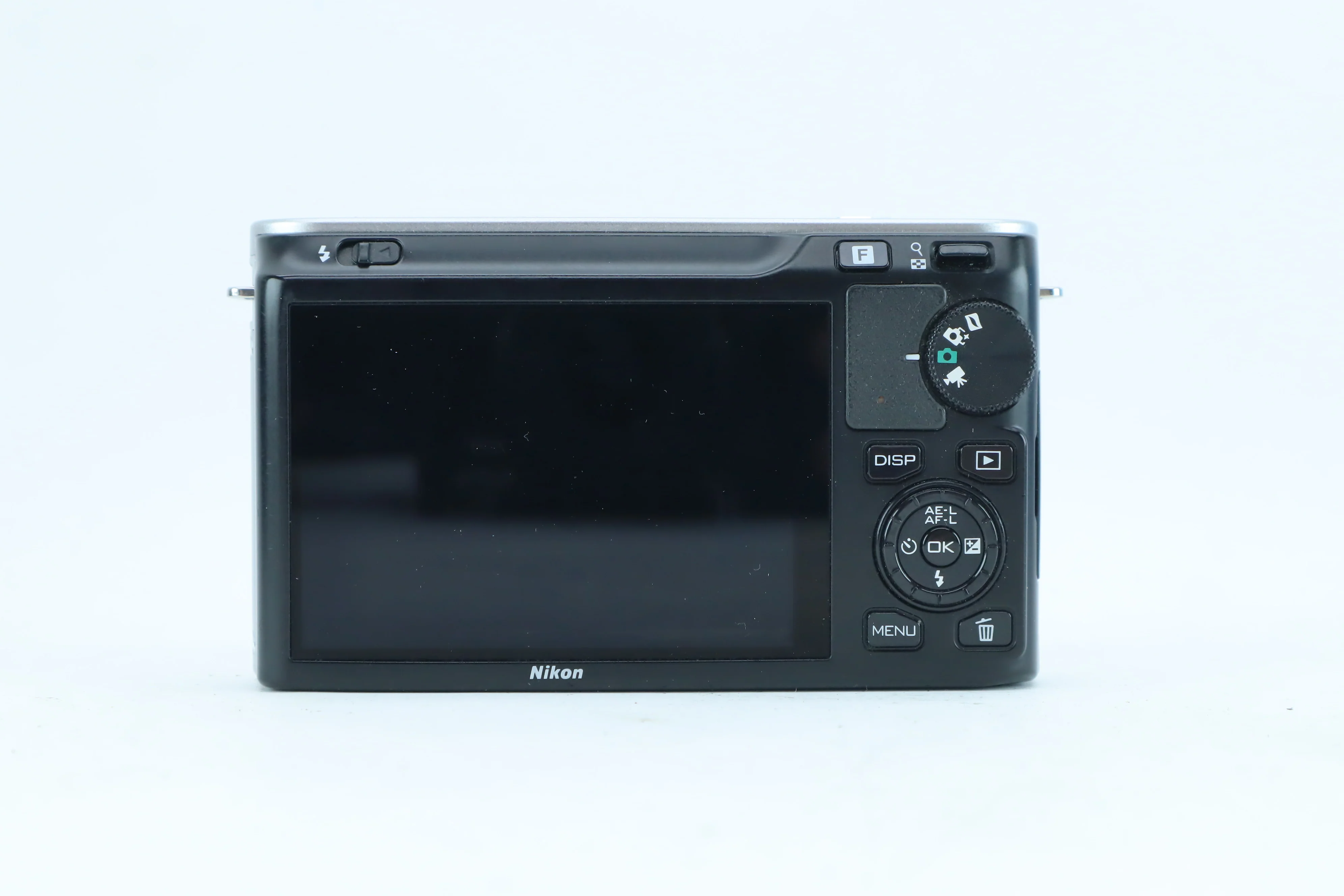 Nikon 1 J1 - Image 4