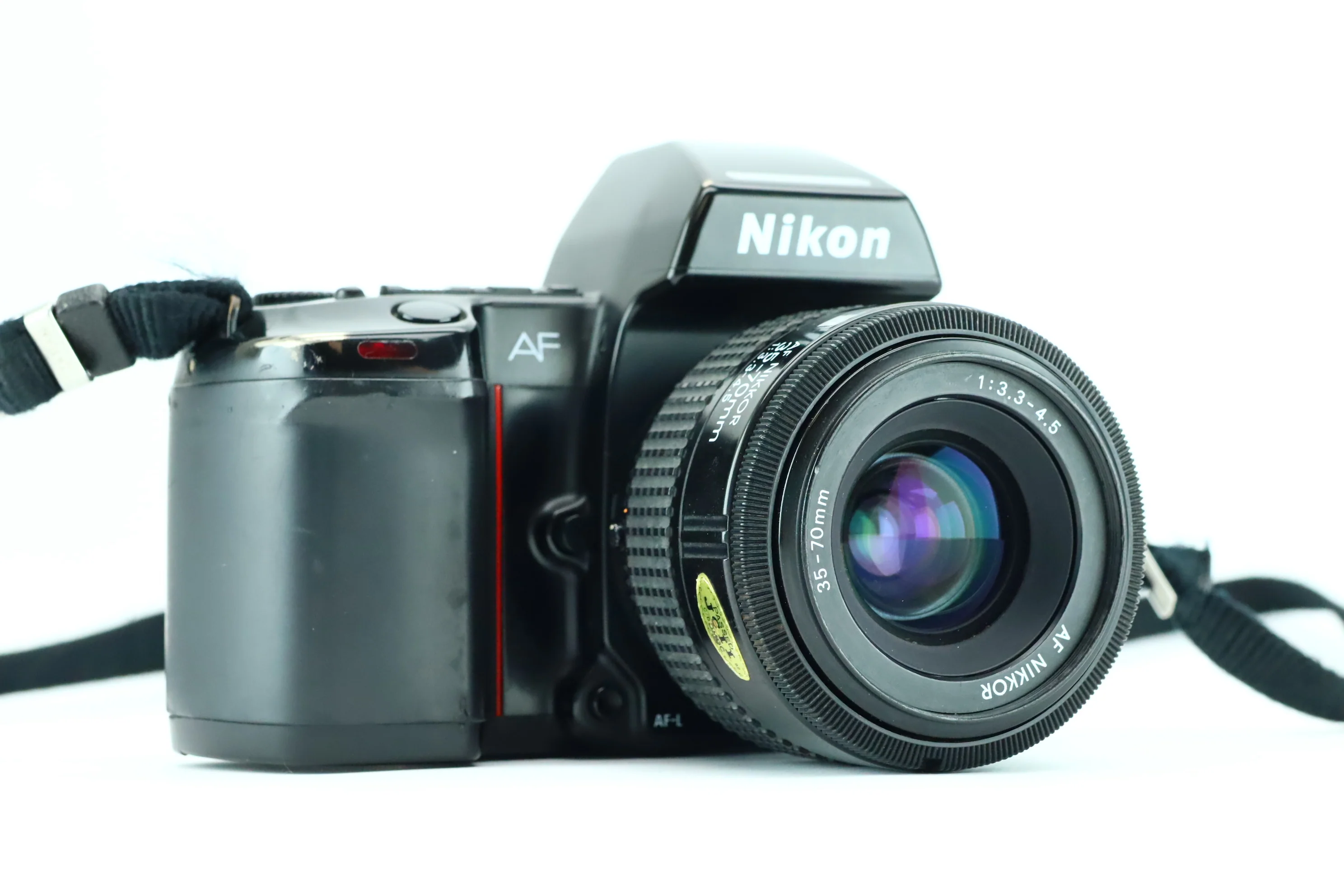 Nikon AF F-801 with AF Nikkor 35-70mm 1:3.3-4.5 lens