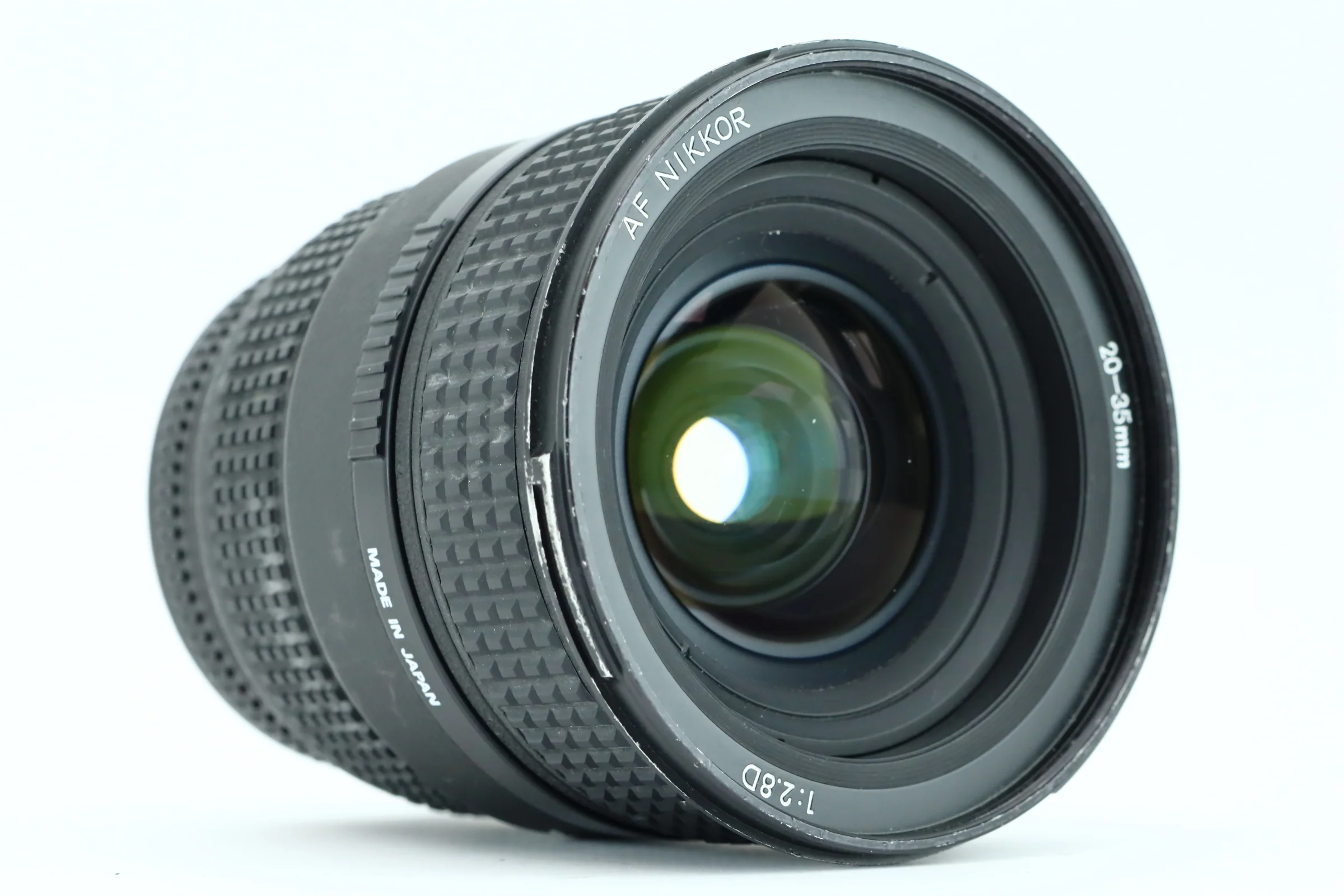Nikon AF NIKKOR 20-35mm 2,8D - Image 2