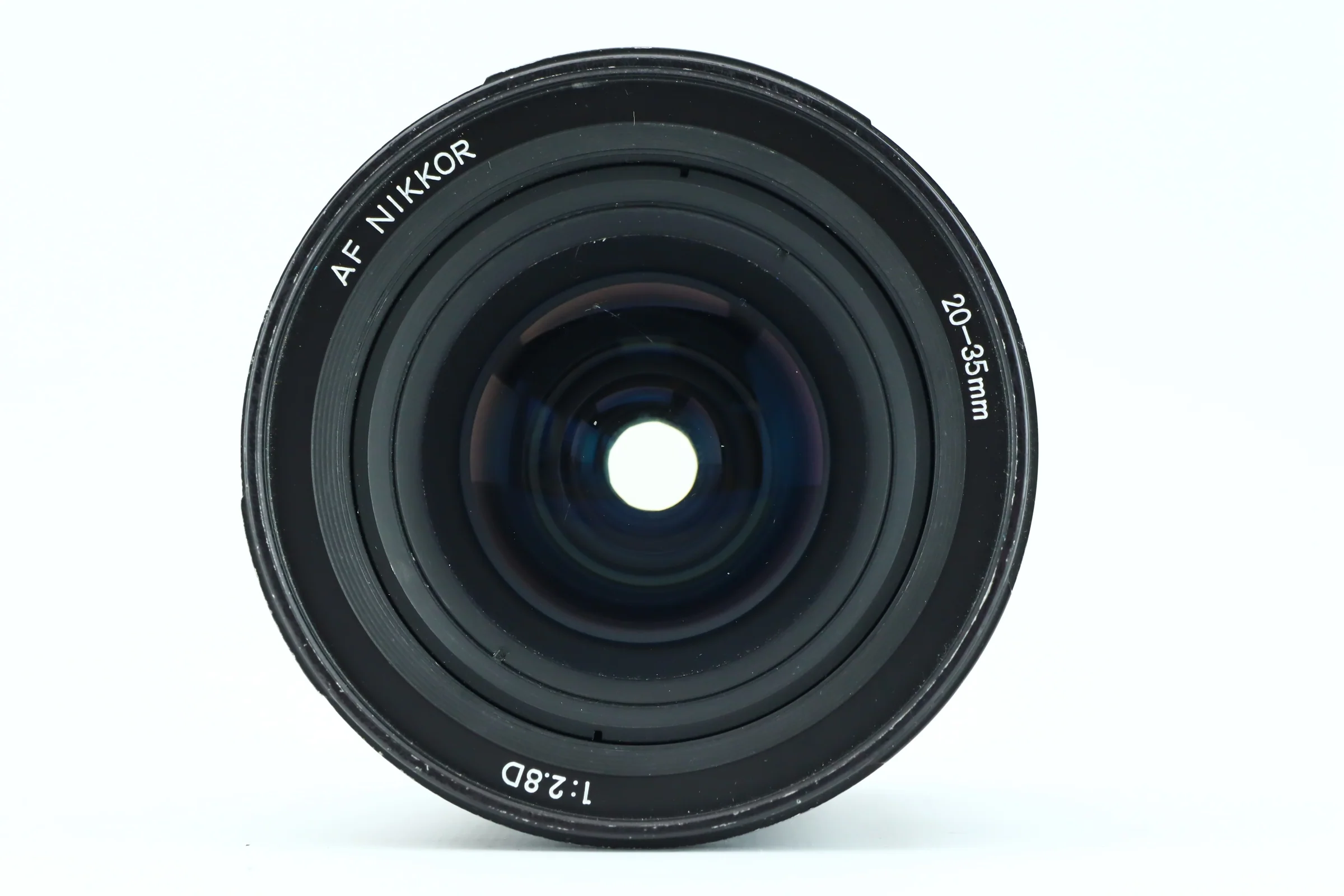 Nikon AF NIKKOR 20-35mm 2,8D - Image 3
