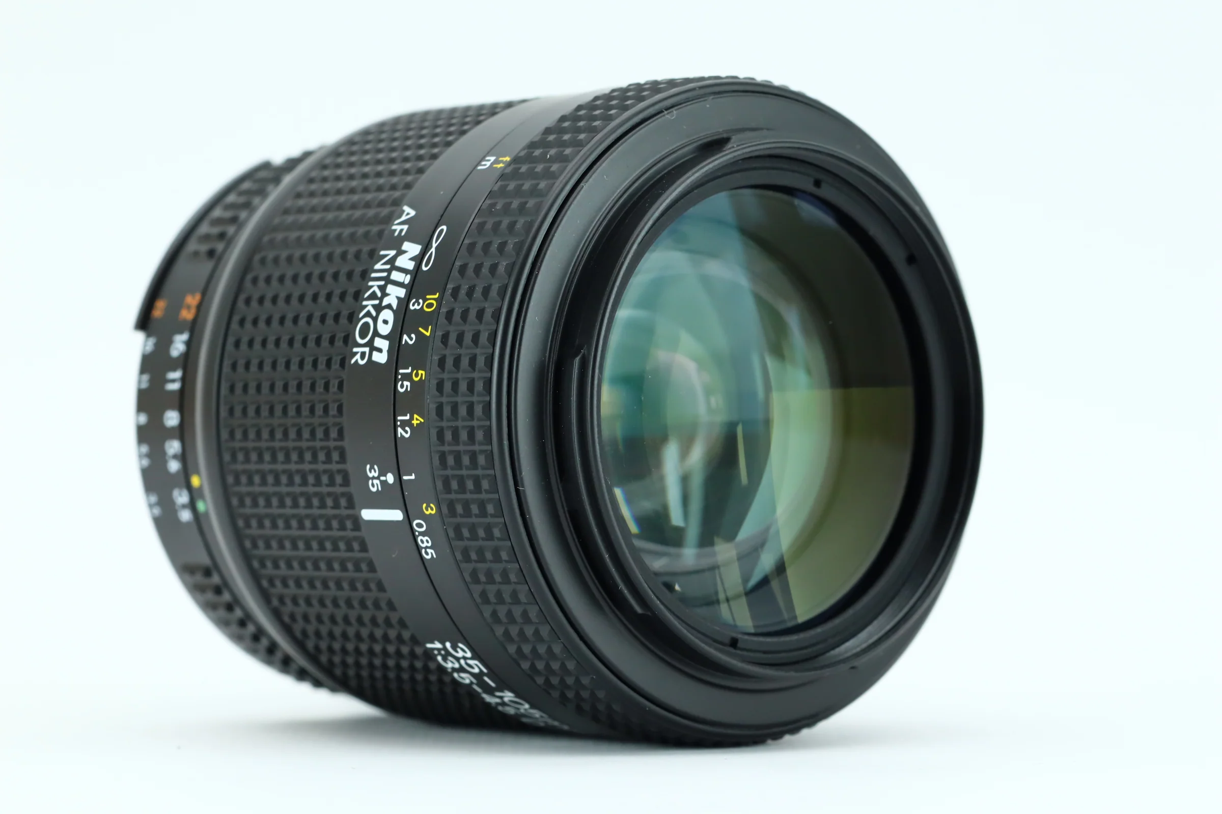 Nikon AF NIKKOR 35-105mm 3,5-4,5D - Image 3