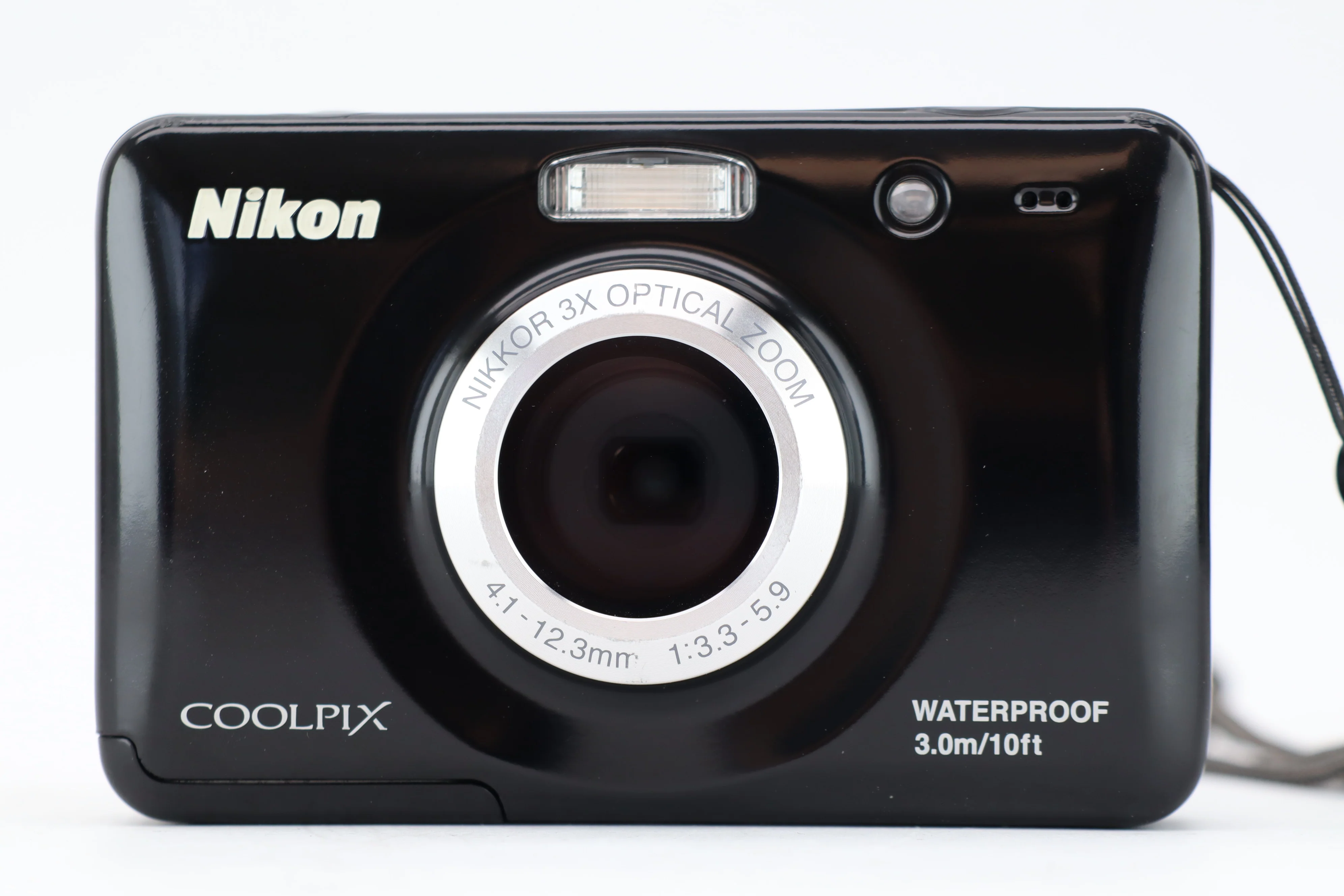 Nikon coolpix S30 waterproof  4,1-12,3mm 3,3-5,9 - Image 2