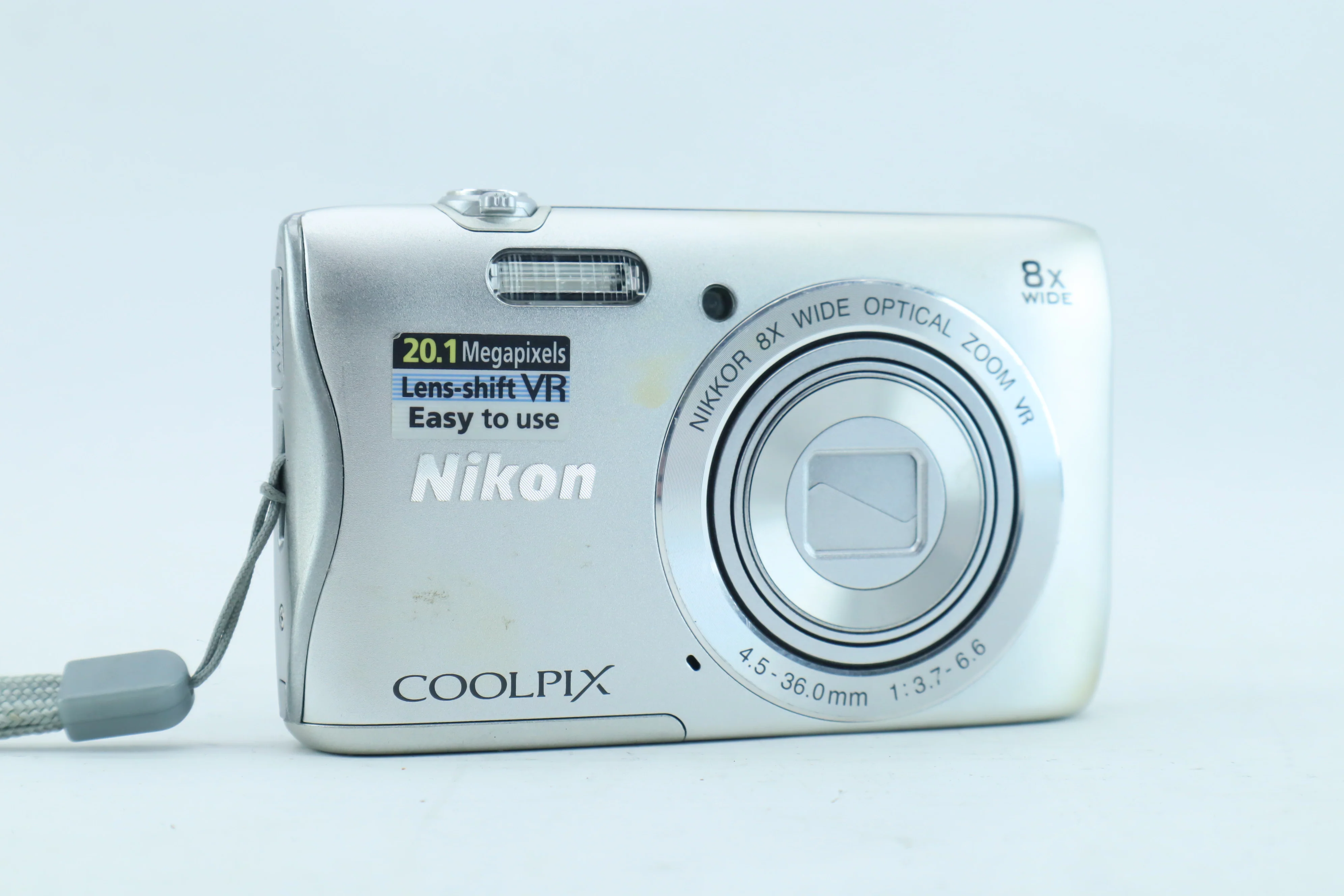 Nikon Coolpix S3700