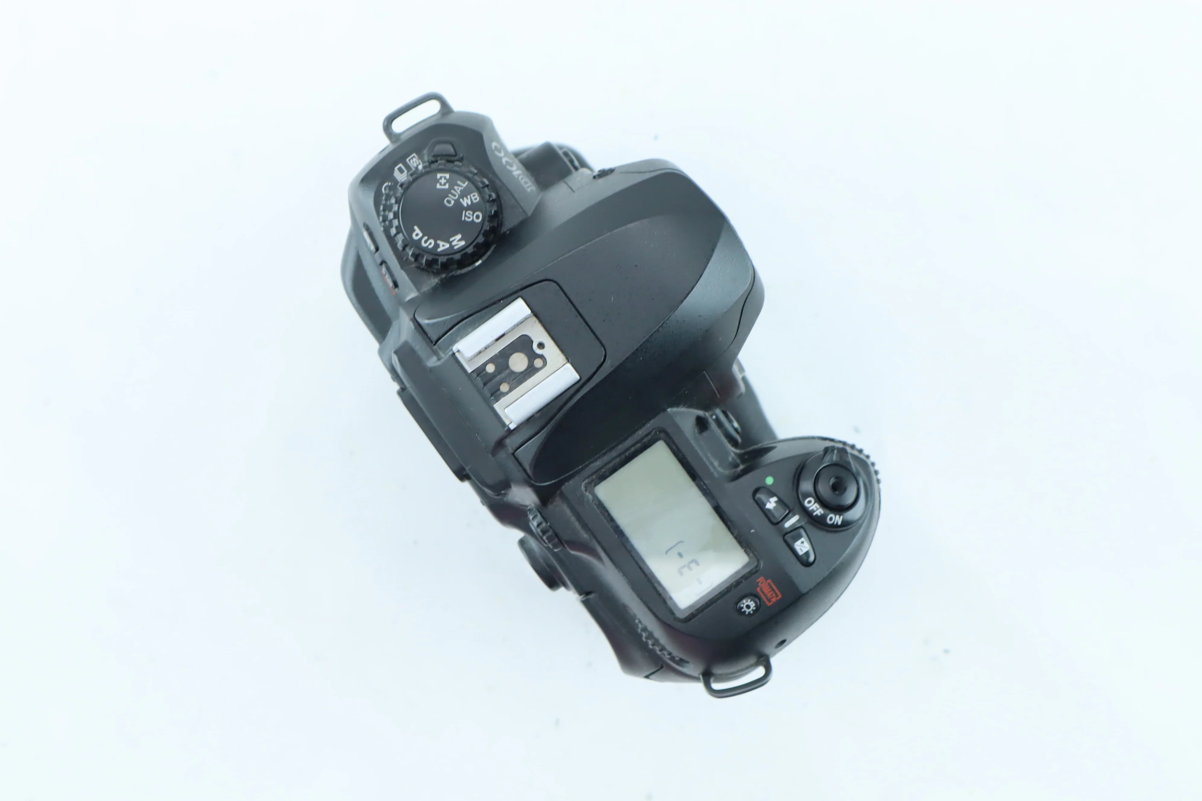 Nikon D100 (Body Only) - Image 4