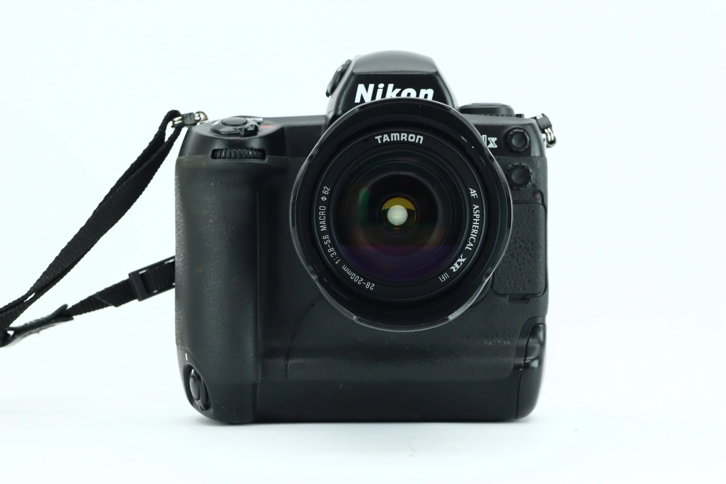 Nikon D1X | Tamron 28-200mm 1:3.8-5.6 Macro - Image 3