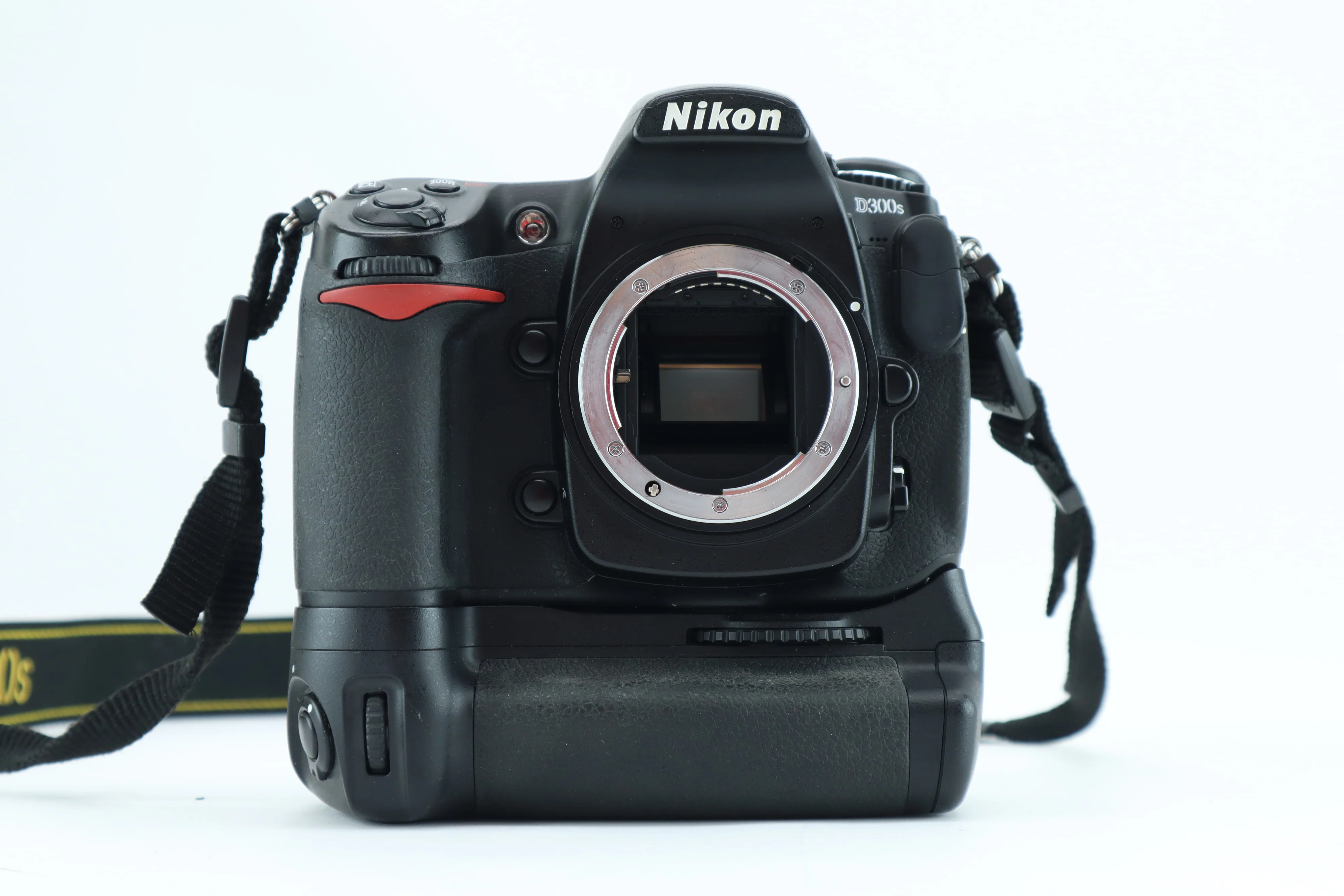 Nikon D300S with Multipack battery pack MB-D10 - Image 3