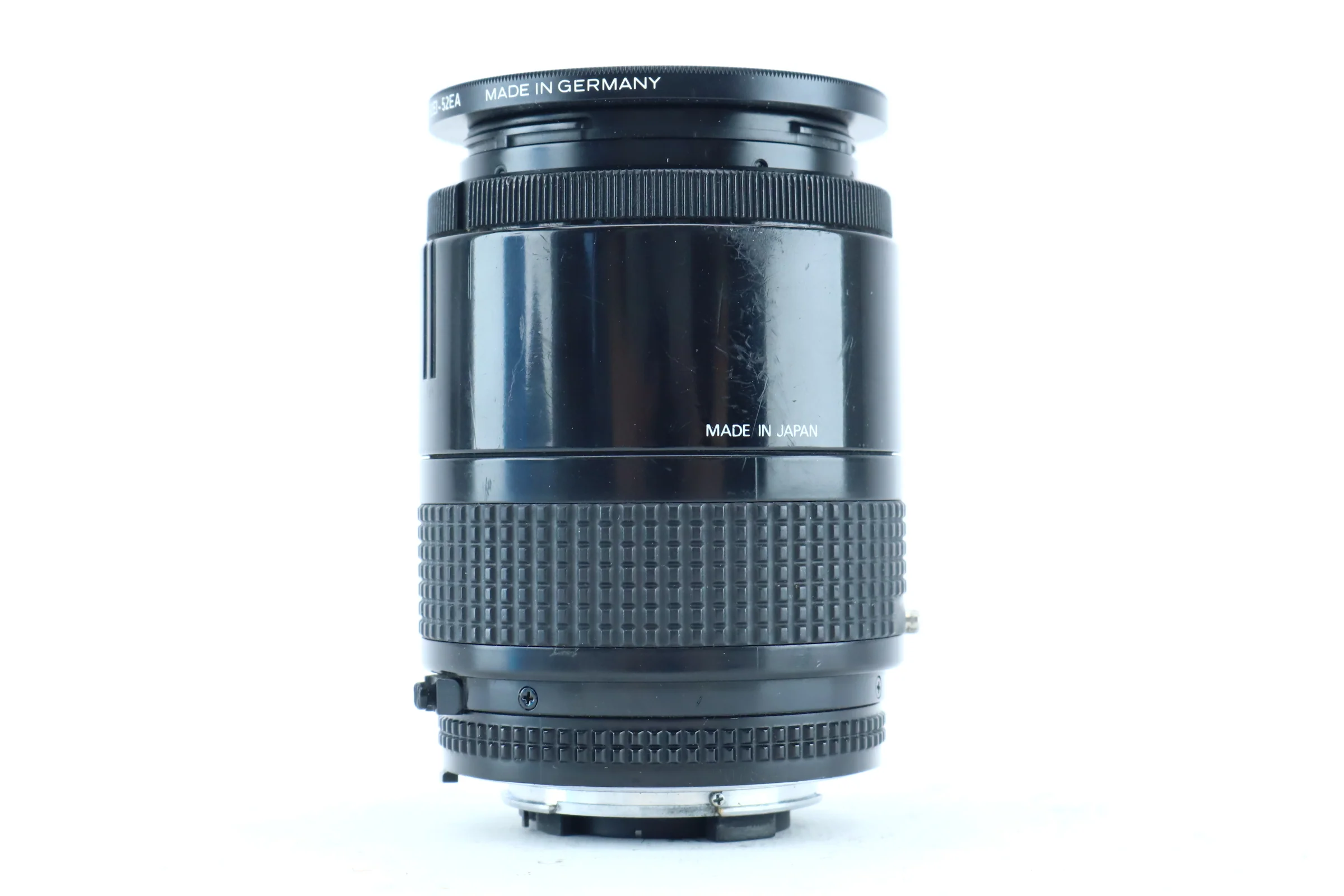 AF Nikkor 35–105mm f/3.5–4.5 D Zoom Lens - Image 2