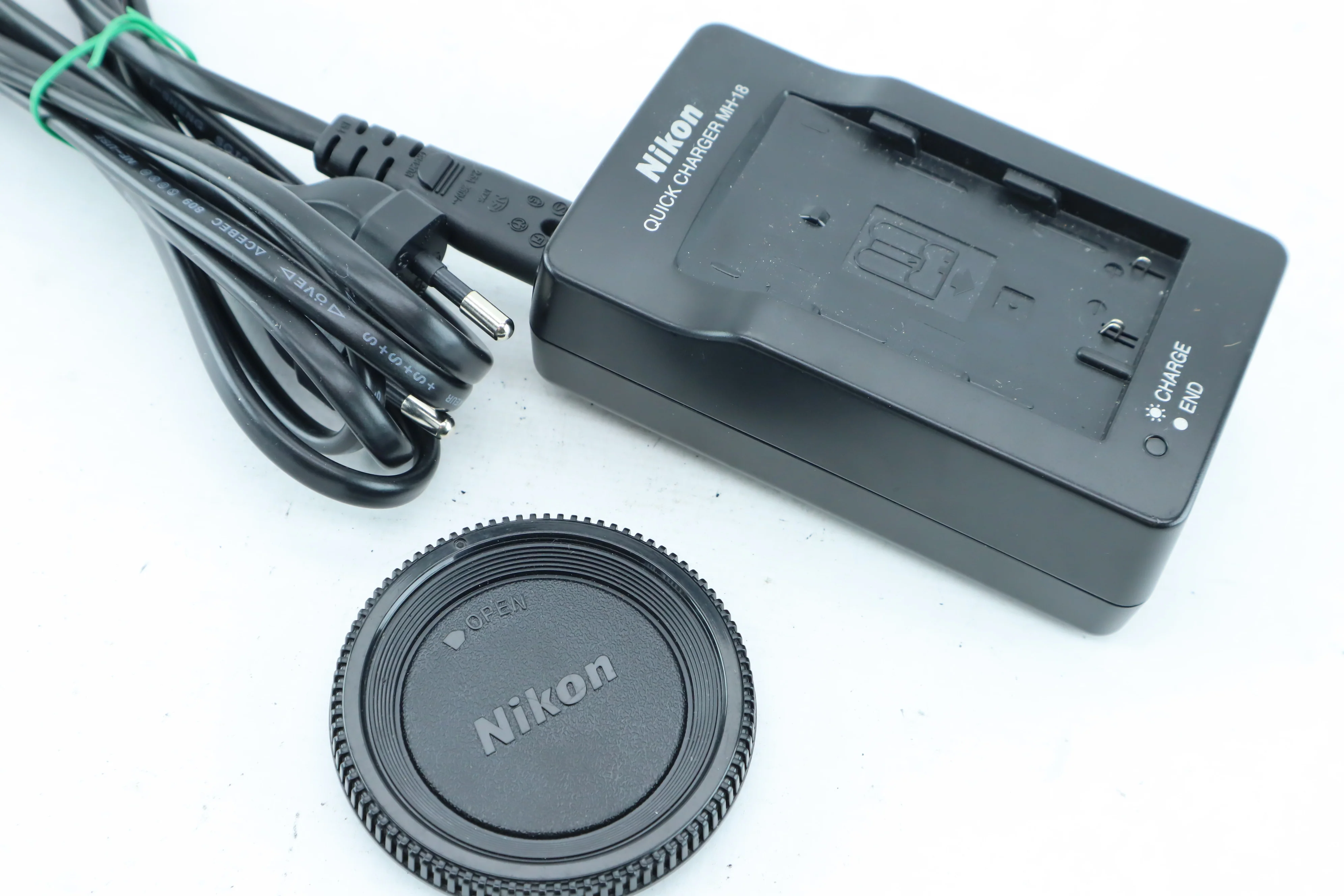 Nikon D90 - Image 6