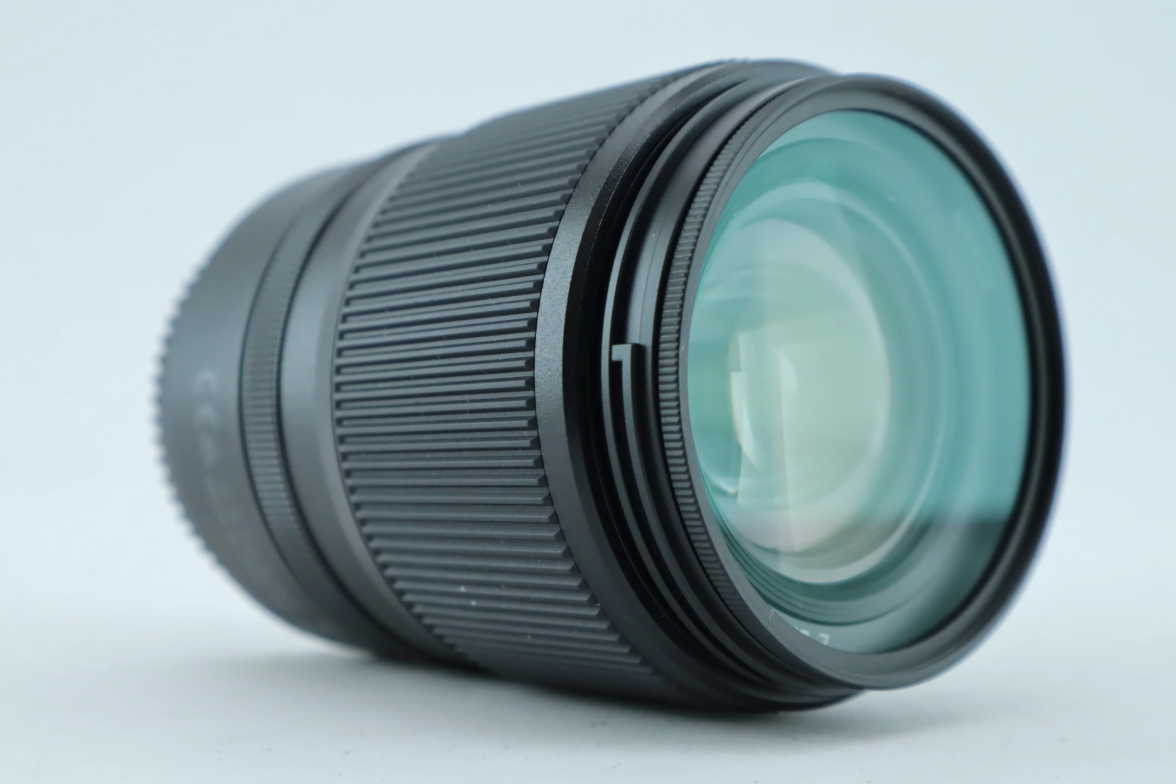 Nikon DX 18-140mm 3,5-6,3 - Image 2