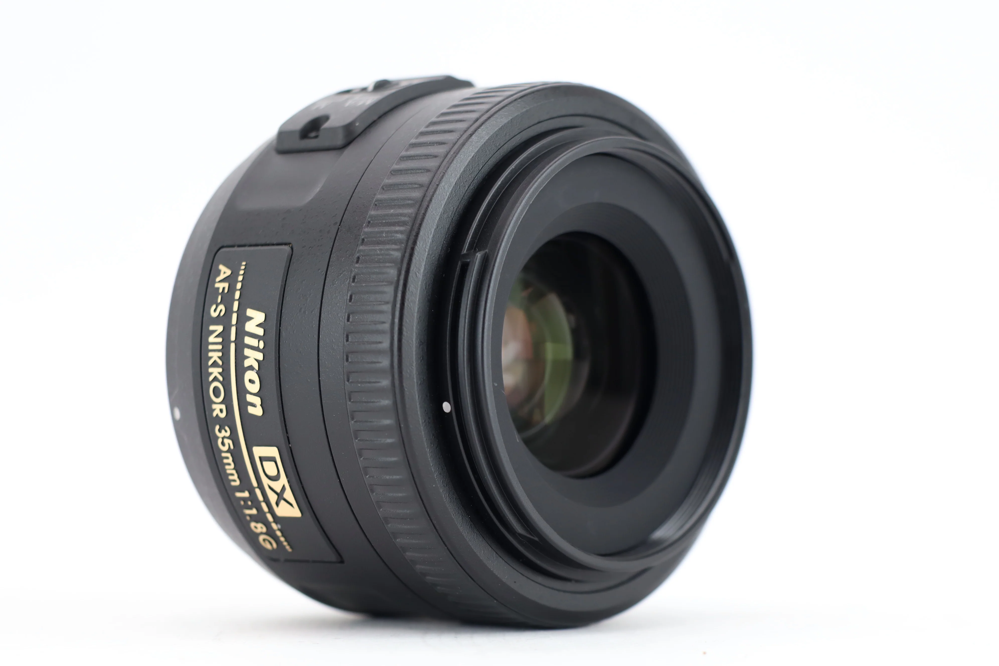 Nikon DX AF-S NIKKOR 35mm f/1.8G - Image 2