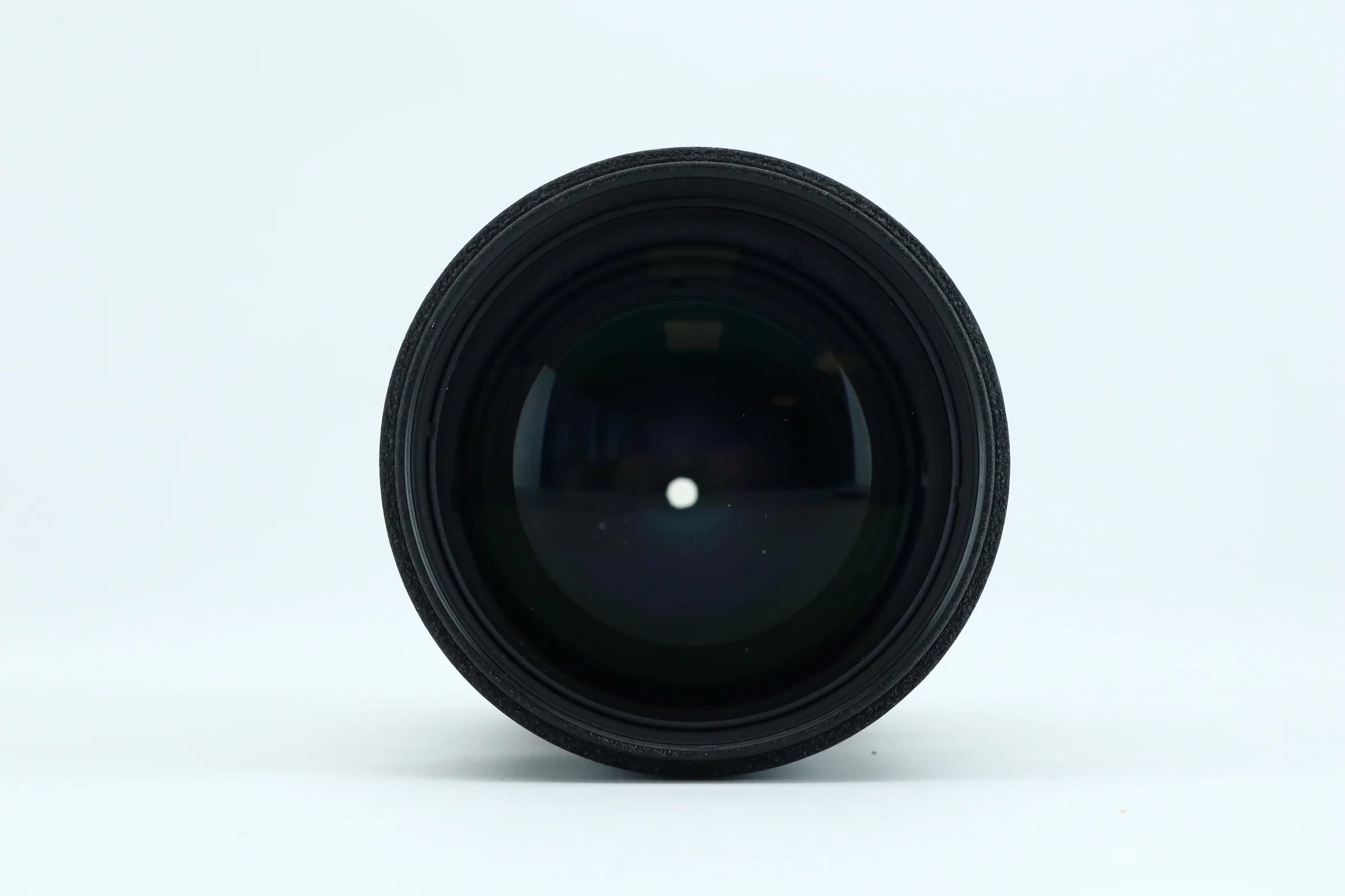 Nikon ED AF Nikkor 80-200mm 1:2.8 - Image 4