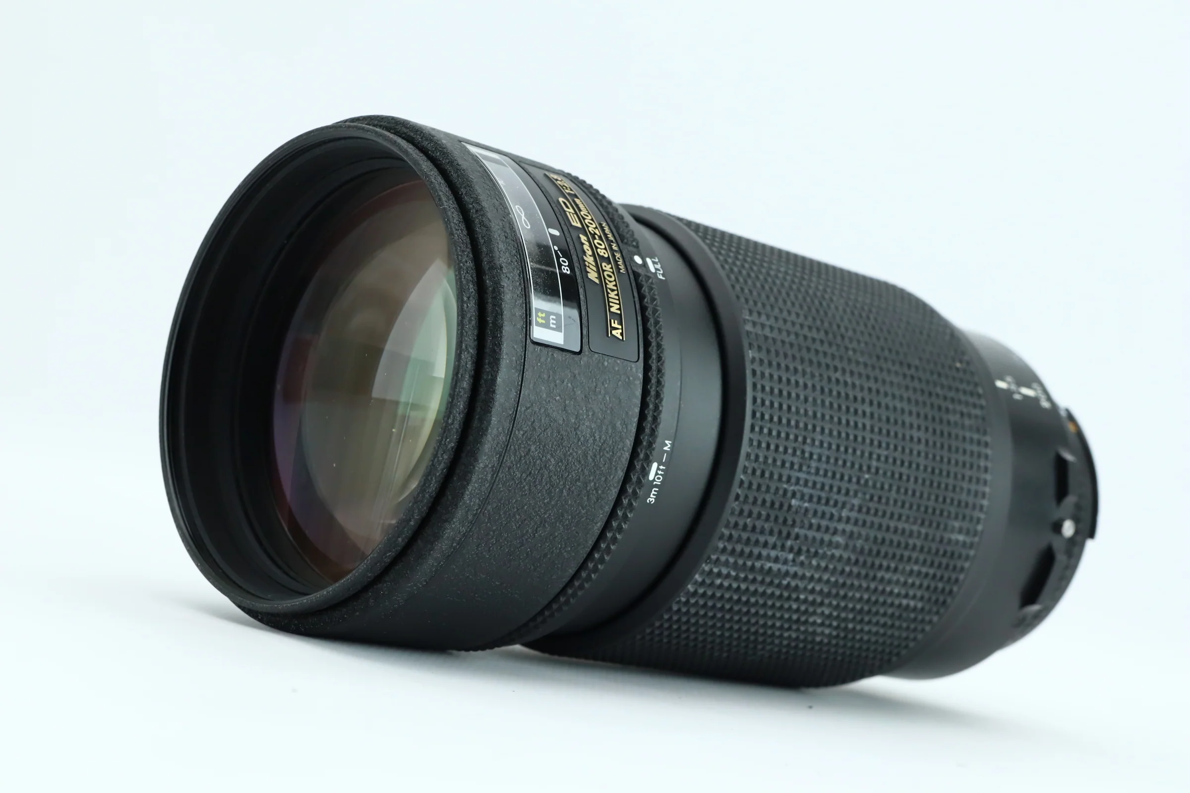 Nikon ED AF Nikkor 80-200mm 1:2.8 - Image 5