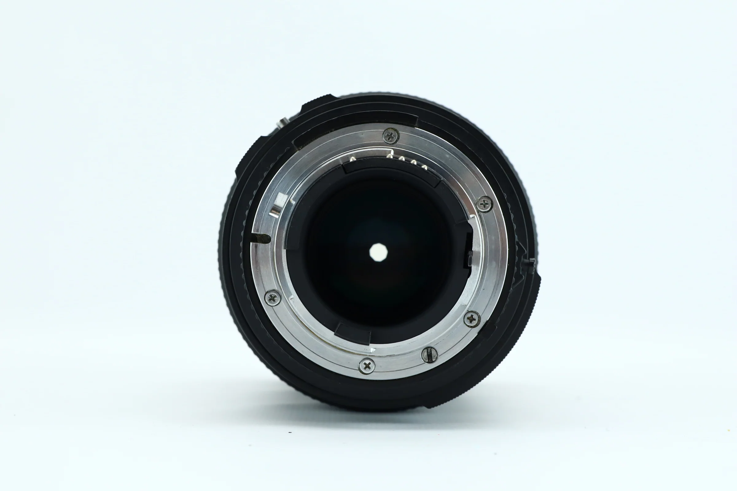 Nikon ED AF Nikkor 80-200mm 1:2.8 - Image 7