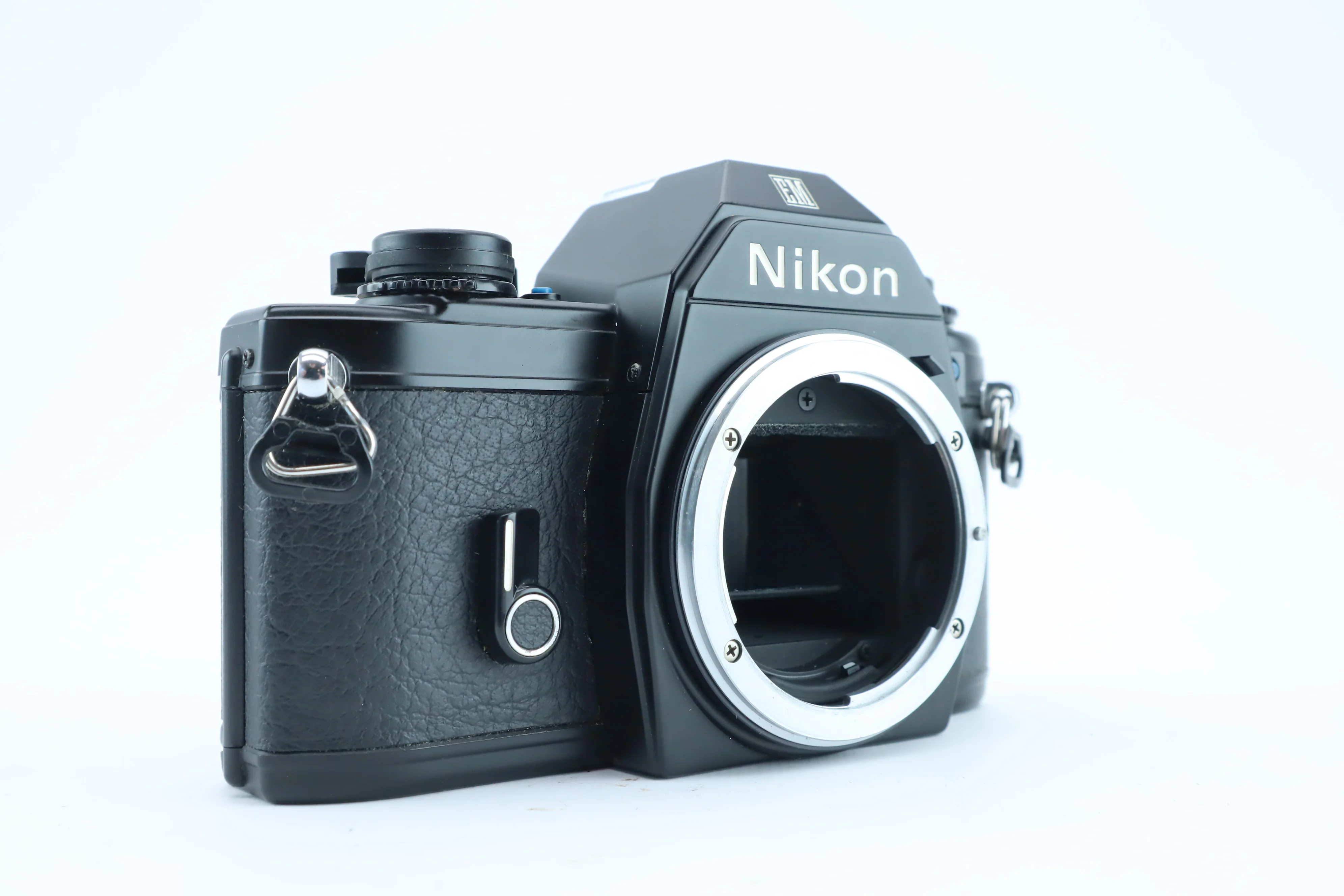 Nikon EM Body – Compact and Reliable Entry into Nikon’s F Mount World