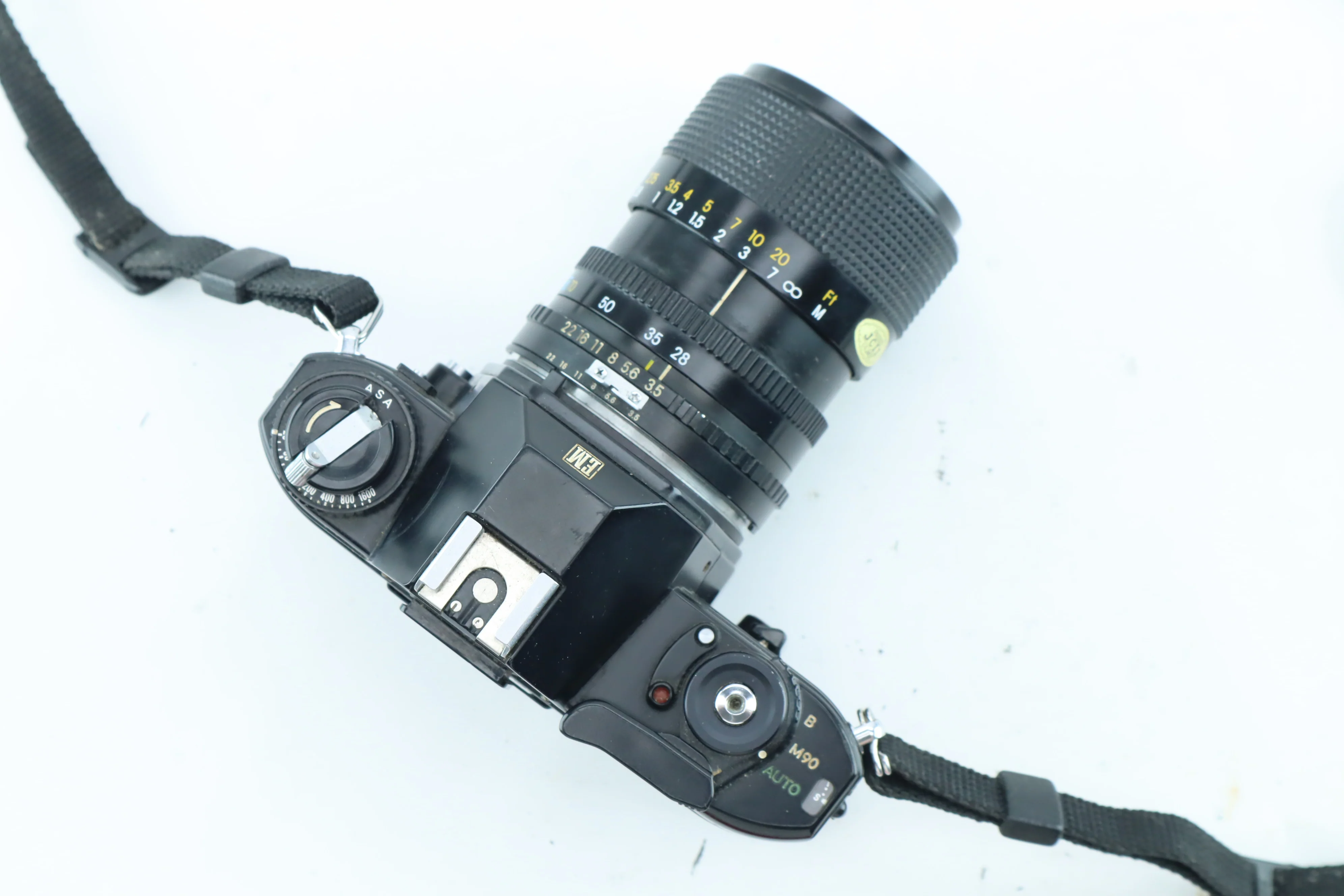 Nikon EM | S/N: 6688641 with Exact 28-70mm f/3.5-4.8 MC Macro - Image 6