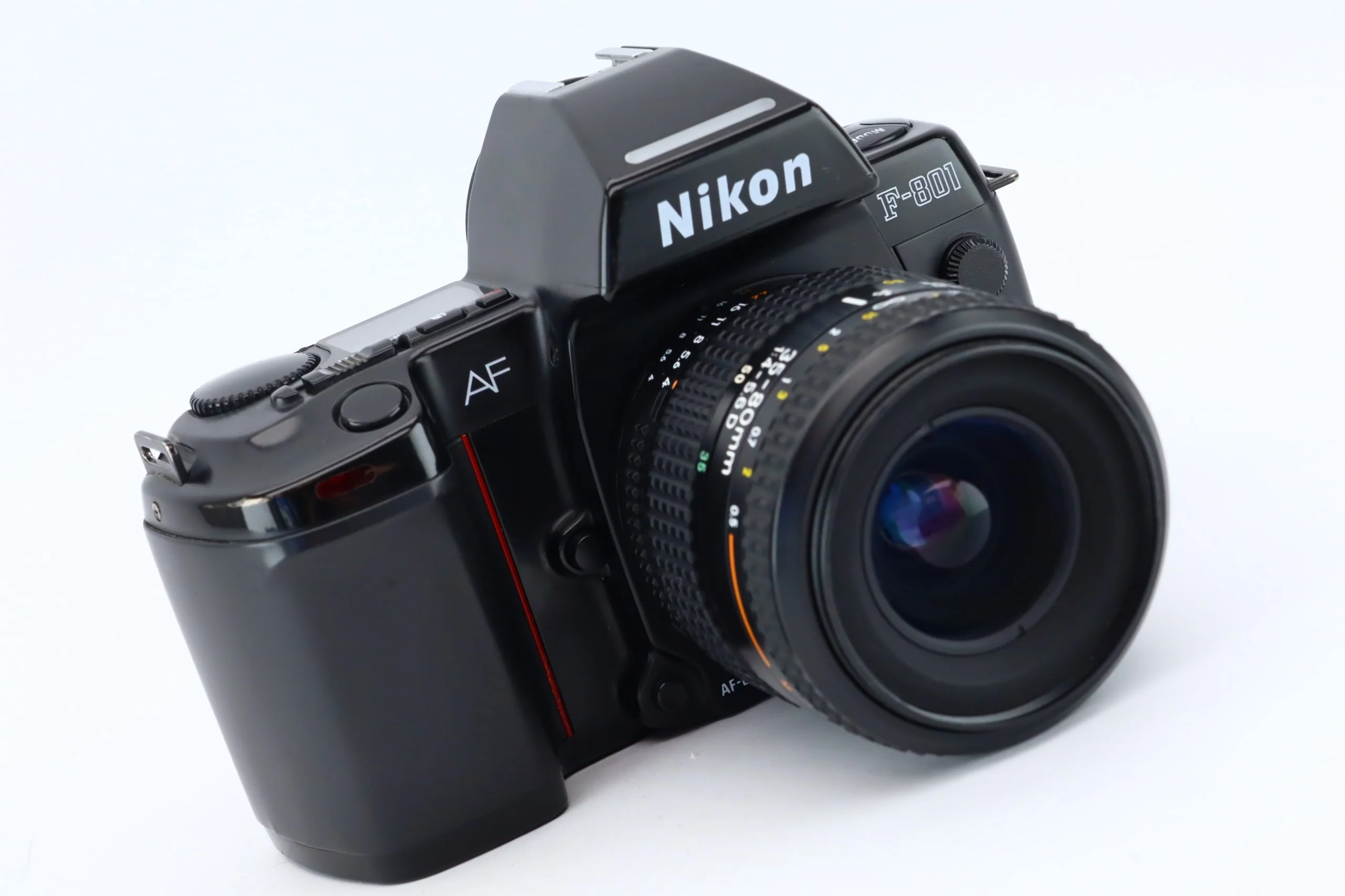 Nikon F-401S 35-70mm 3,3-4,5 - Image 3