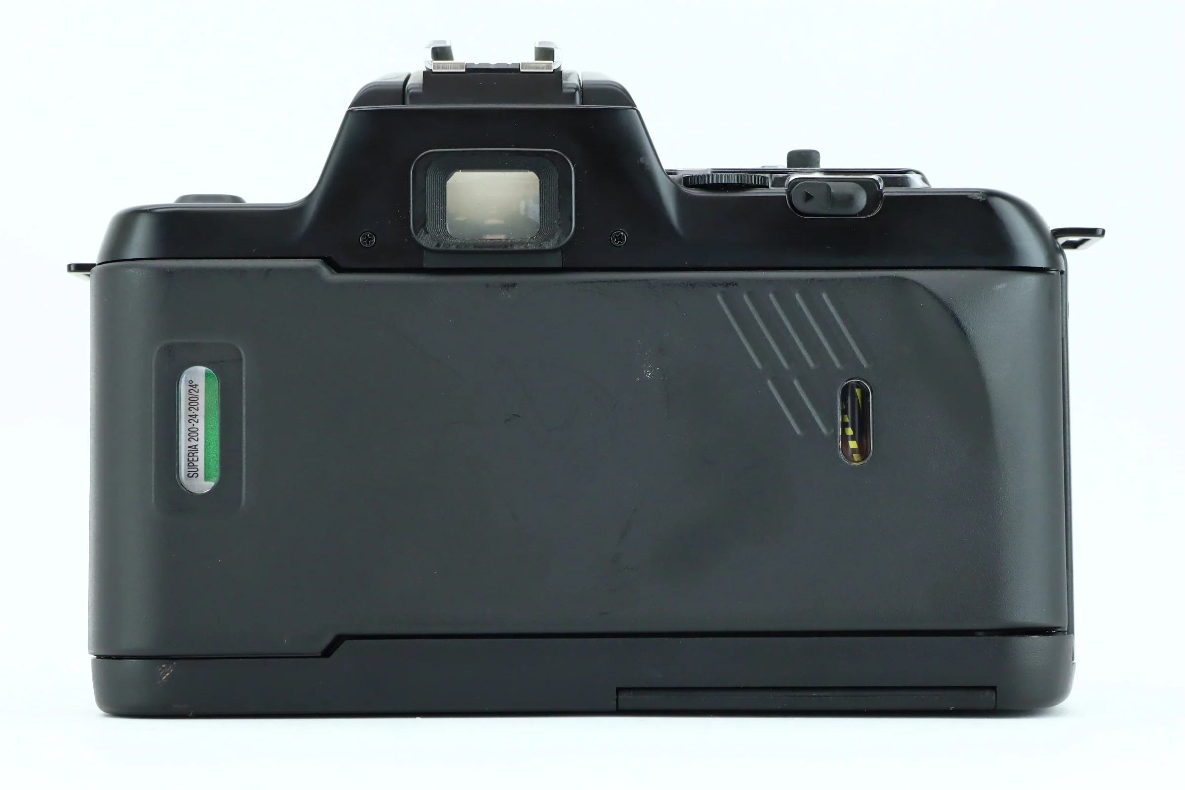 Nikon F-401S + AF NIKKOR 35-70mm 3,3-4,5 - Image 4
