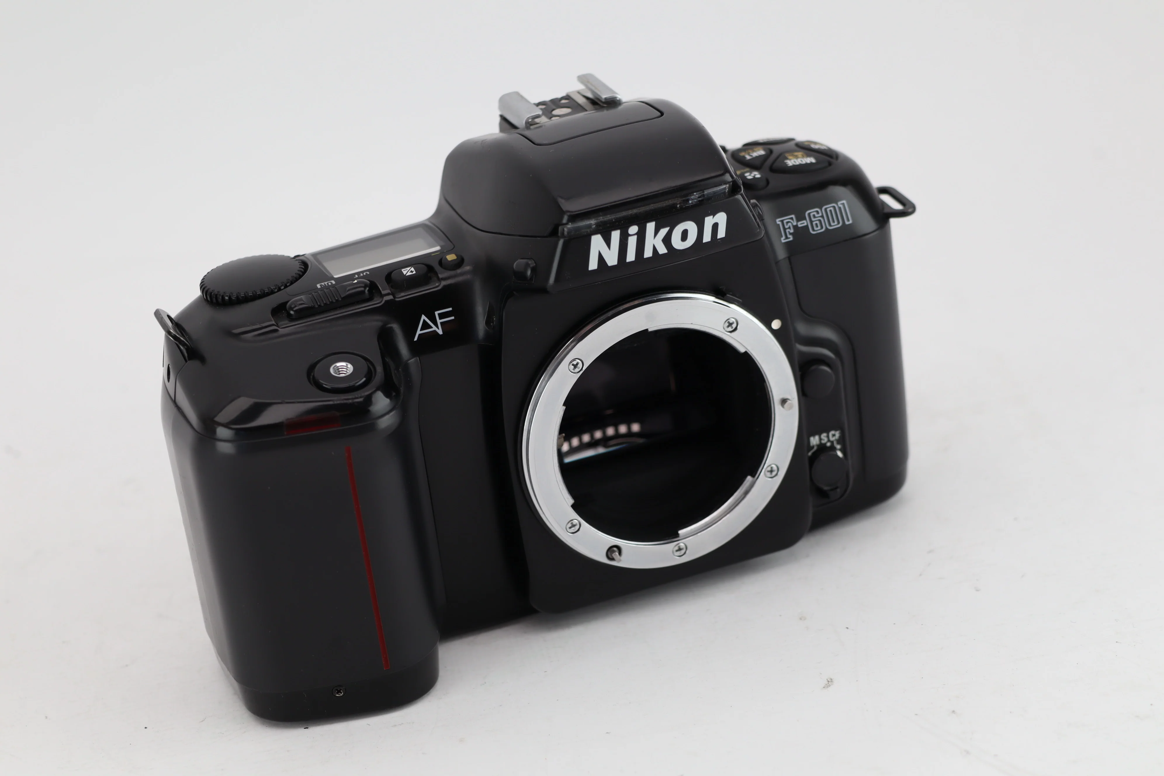 Nikon F-601 - Image 5