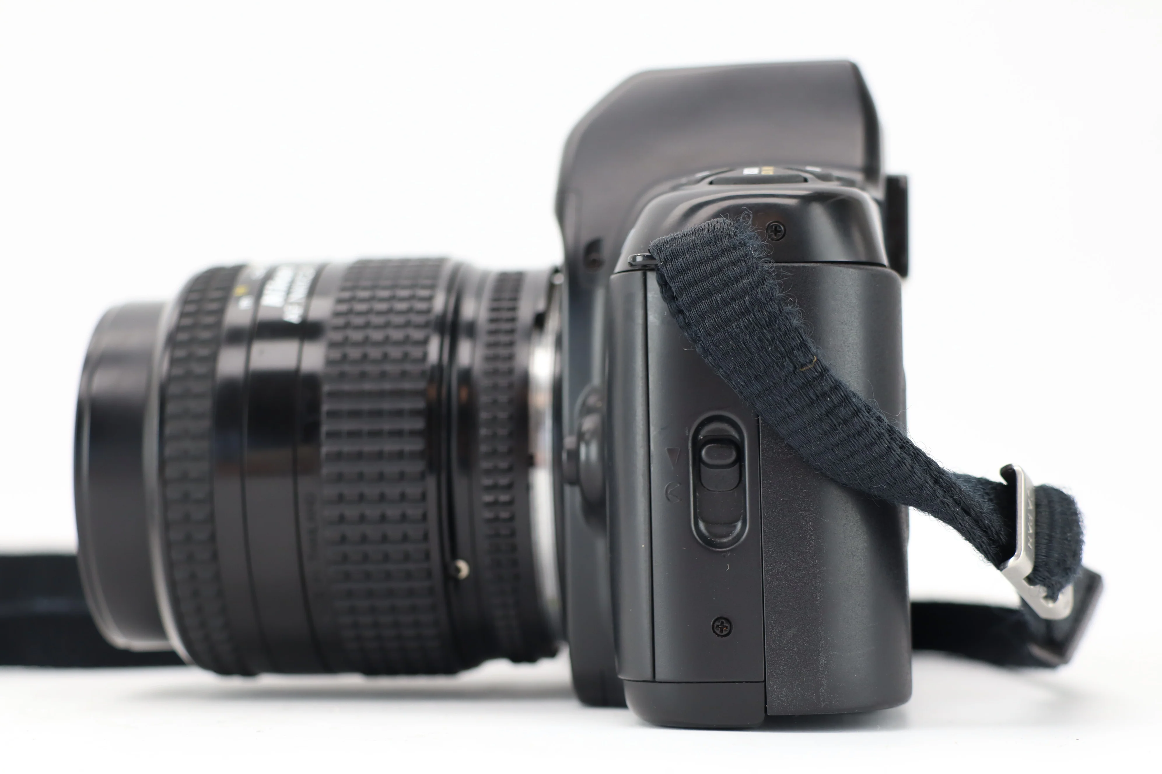 Nikon F-601M + AF NIKKOR 35-80mm 4-5,6 - Image 4
