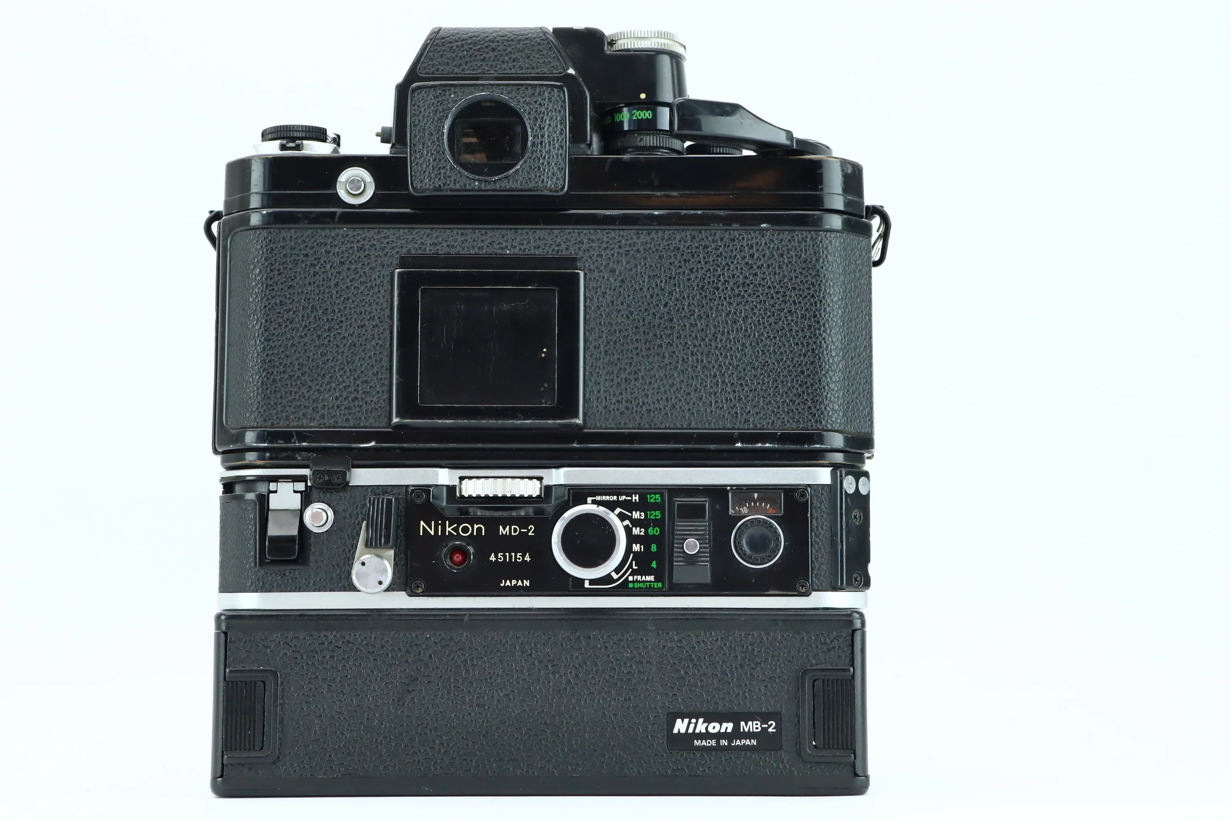 Nikon F2 + NIKKOR 50mm 2 +Nikon MD-2 Battery grip - Image 4