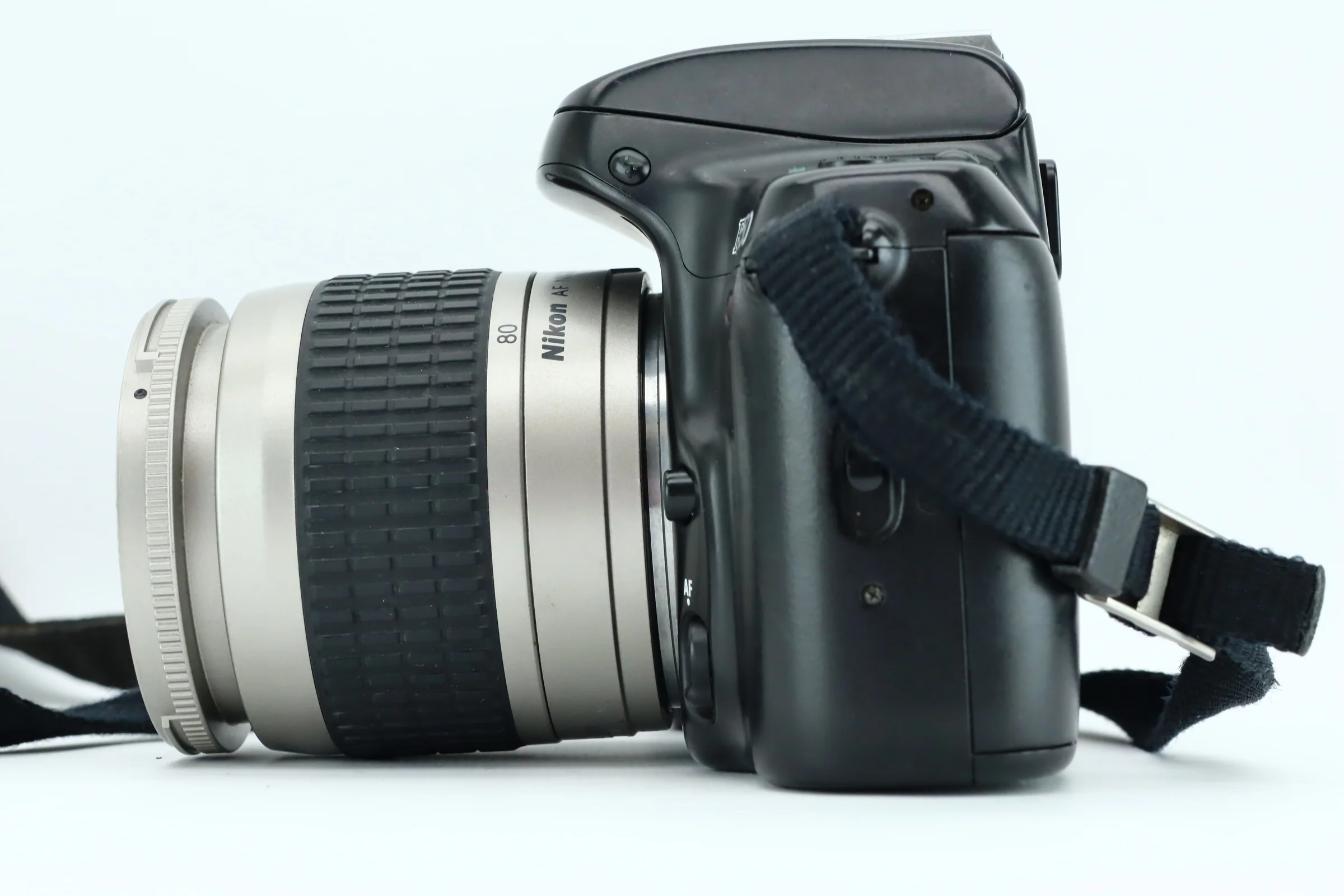 Nikon F50 + AF NIKKOR 28-80mm 3,3-5,6 - Image 5
