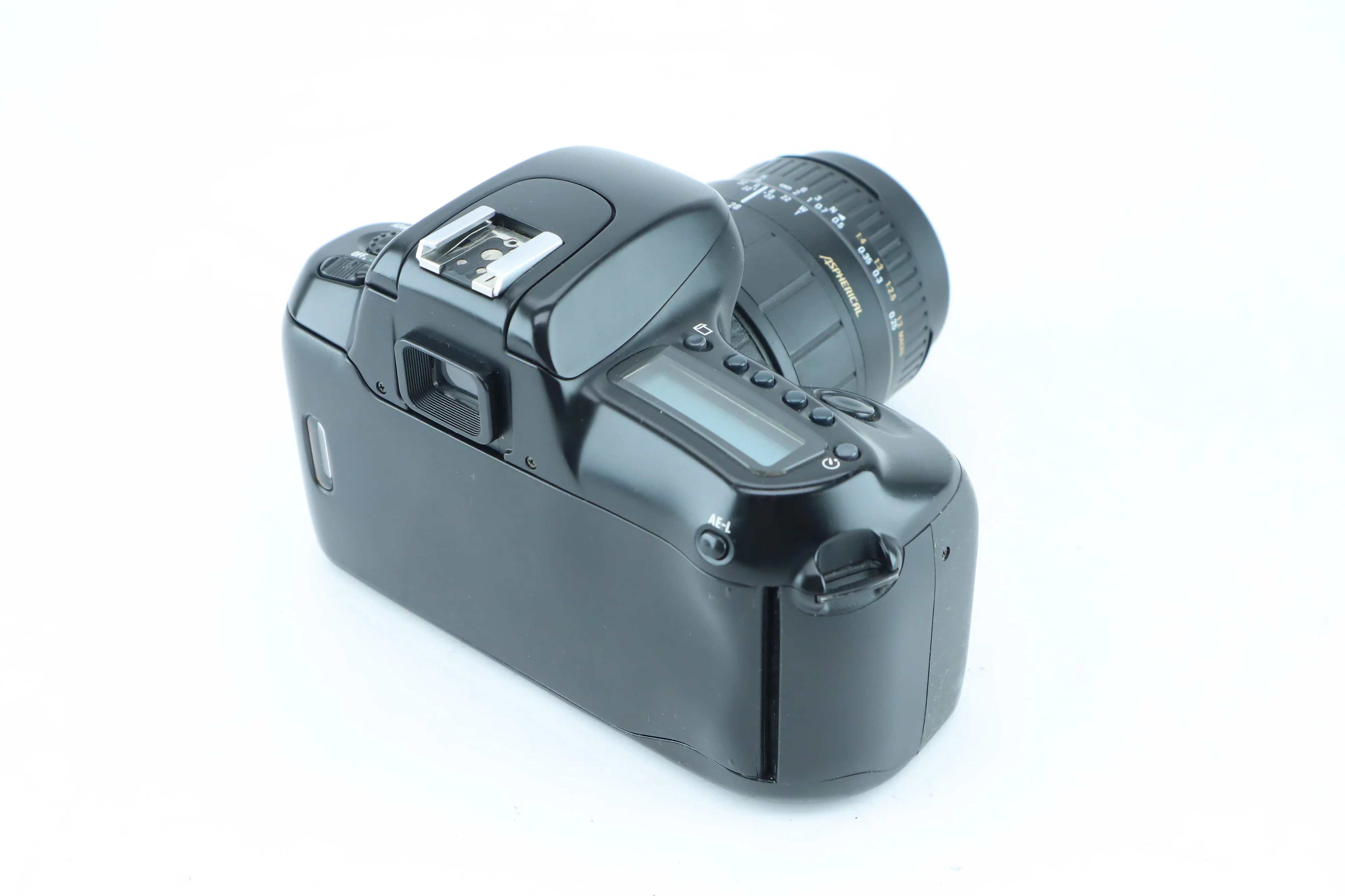 Nikon F50 with 28-80mm 1:3.5-5.6 Macro Lens - Image 5
