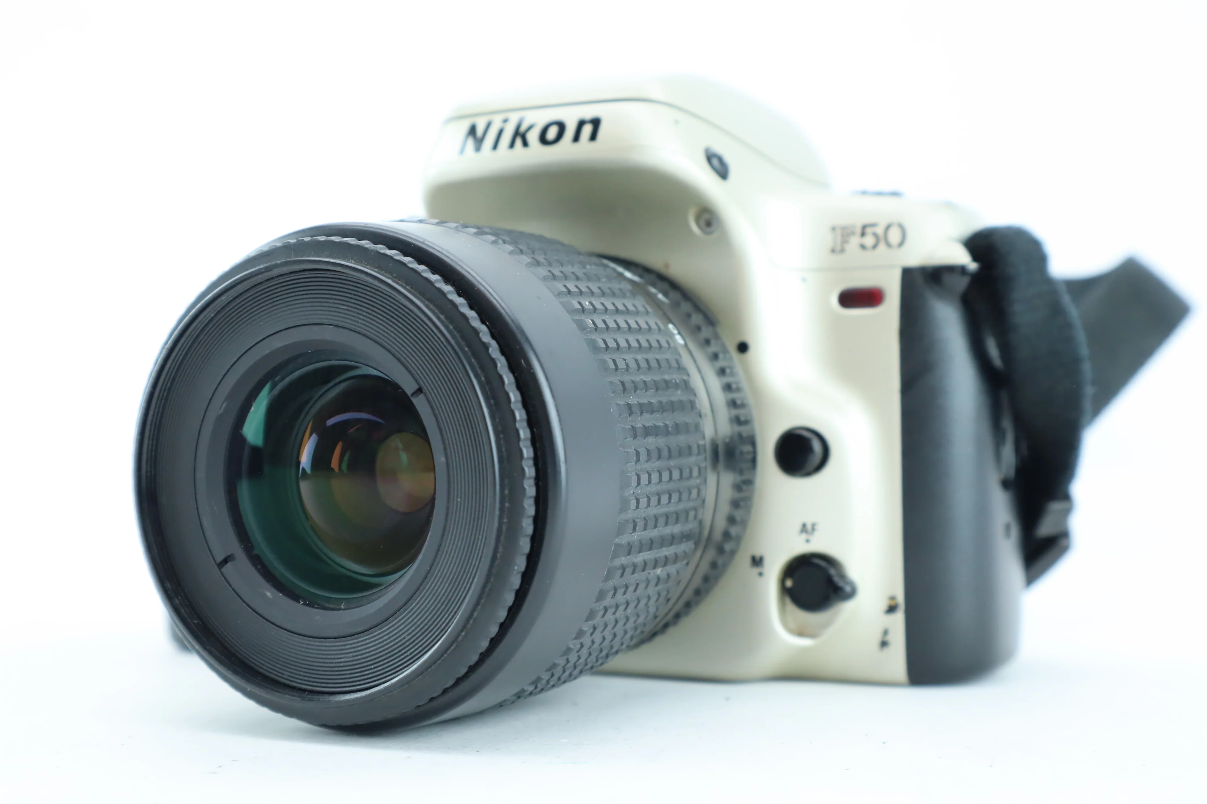Nikon F50 with AF 35-80mm 4-5,6 D - Image 3