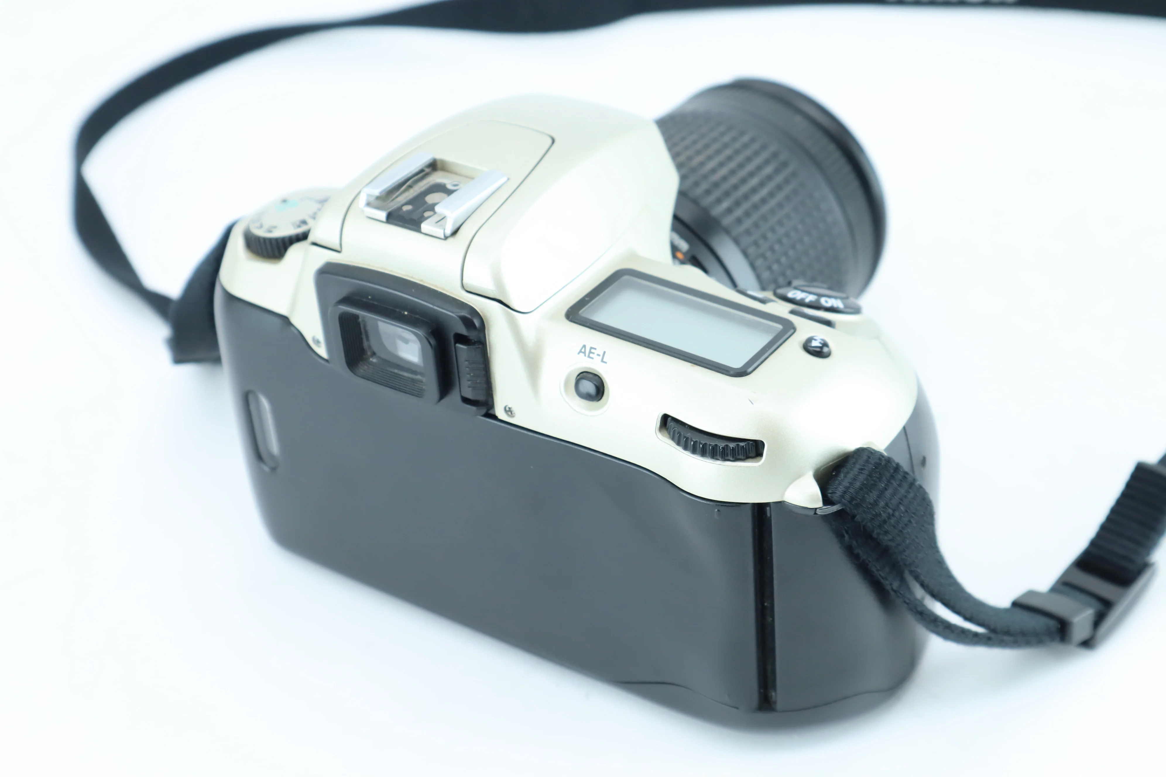 Nikon f60 with Nikon AF Nikkor 28-80 mm 1:3.5-5.6 D Lens - Image 5