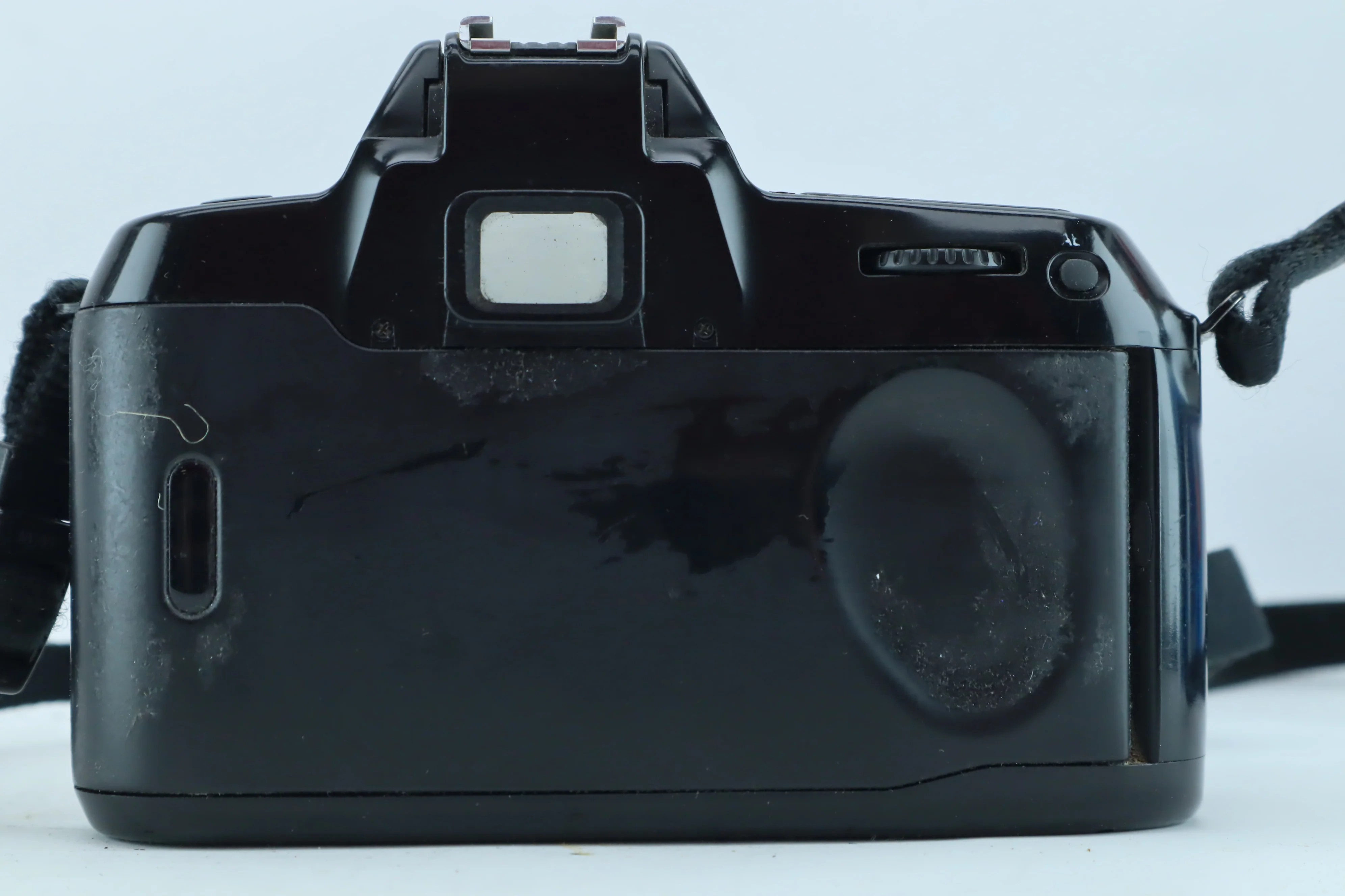 Nikon F70 - Image 3
