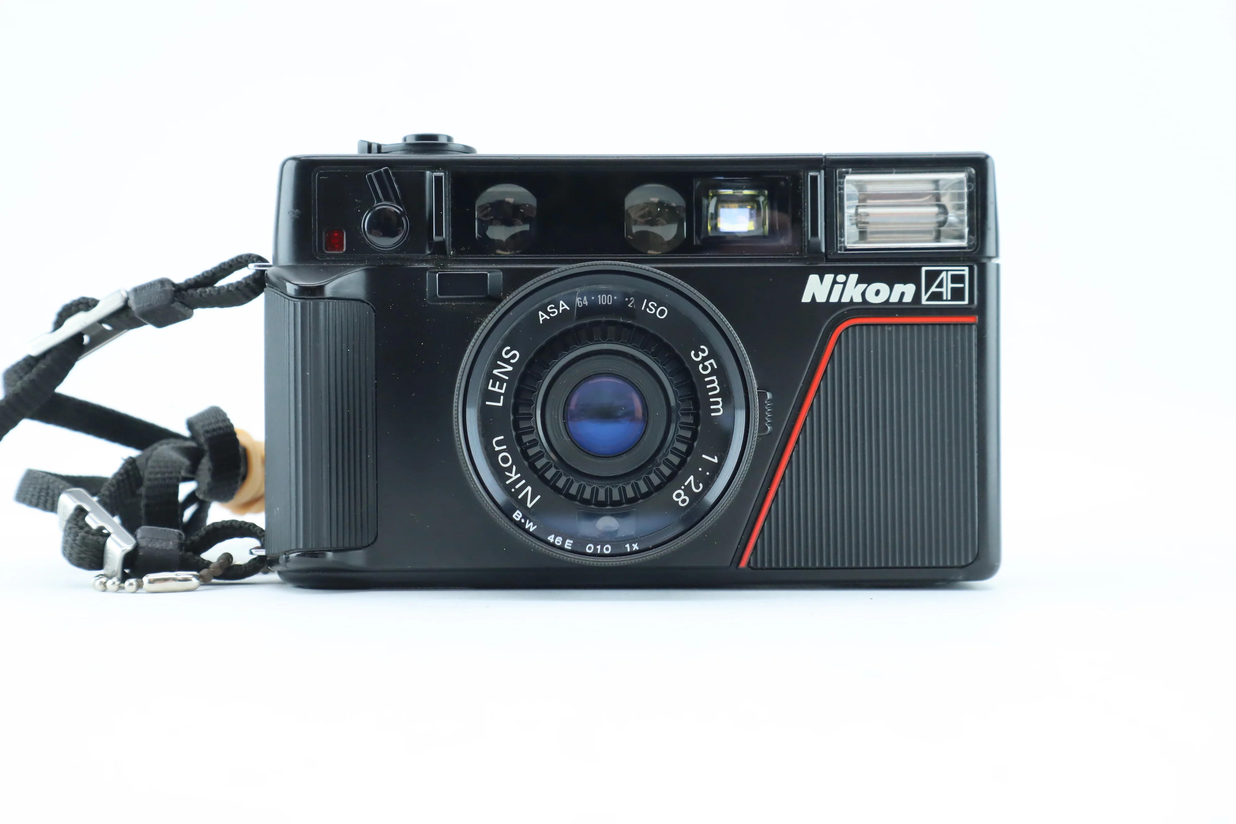 Nikon L35 AF with 35mm 1:2,8 lens - Image 2