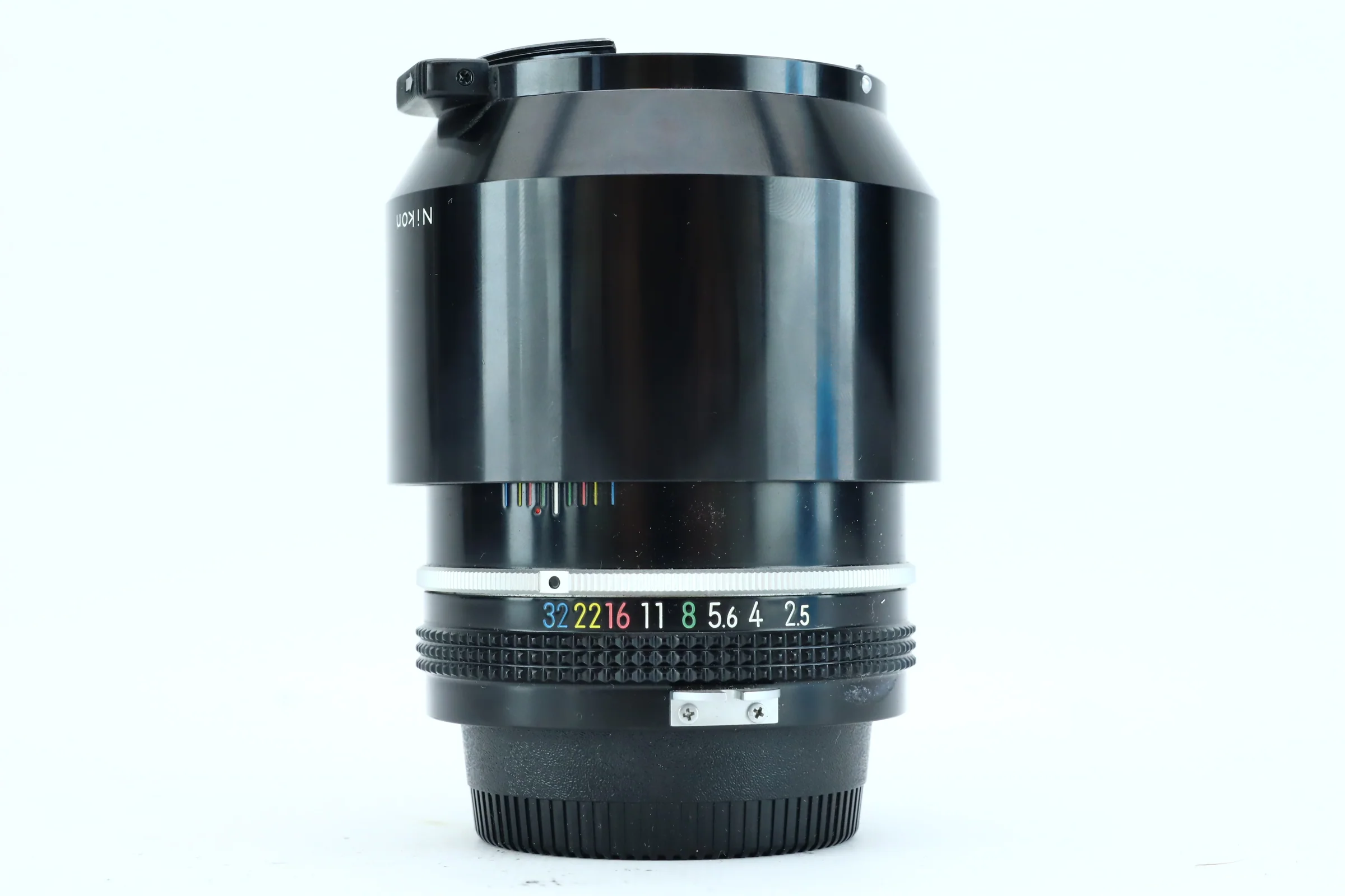 Nikon Nikkor 105mm f/2.5
