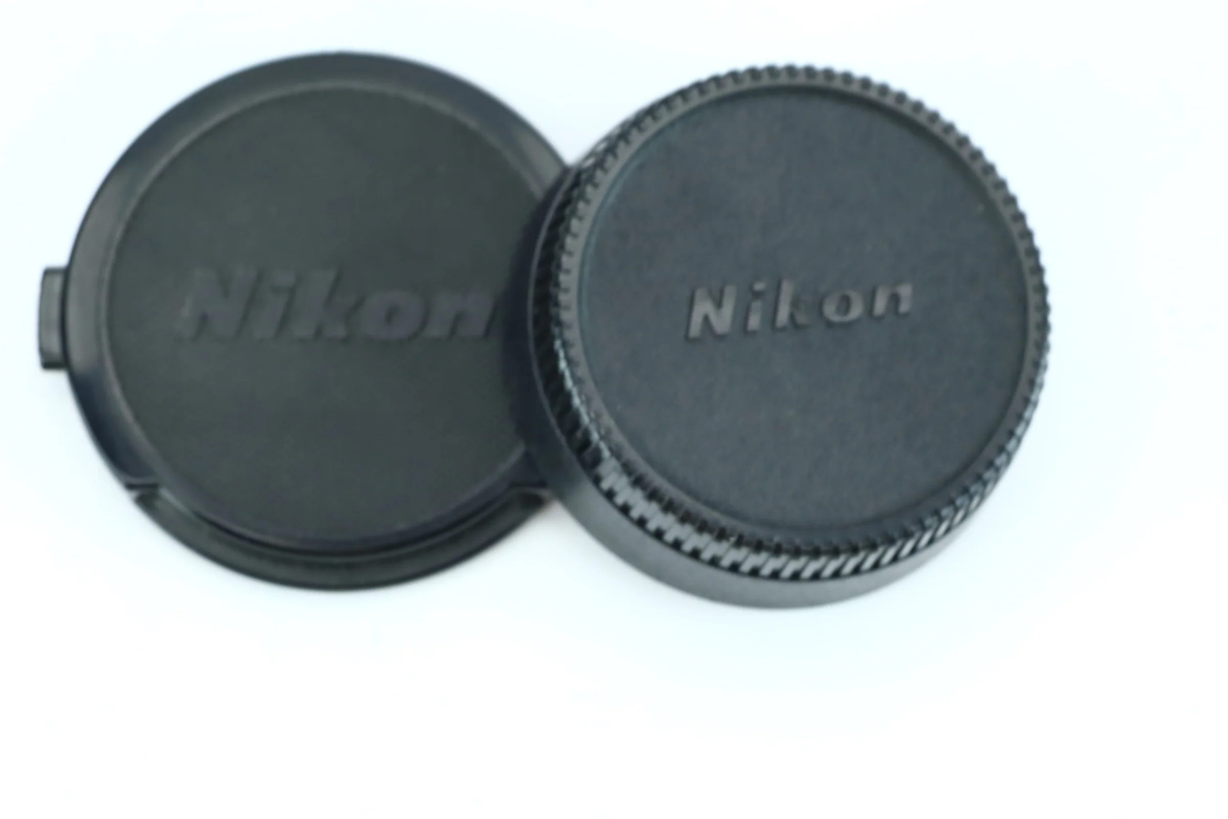 Nikon Nikkor 105mm f/2.5 - Image 6