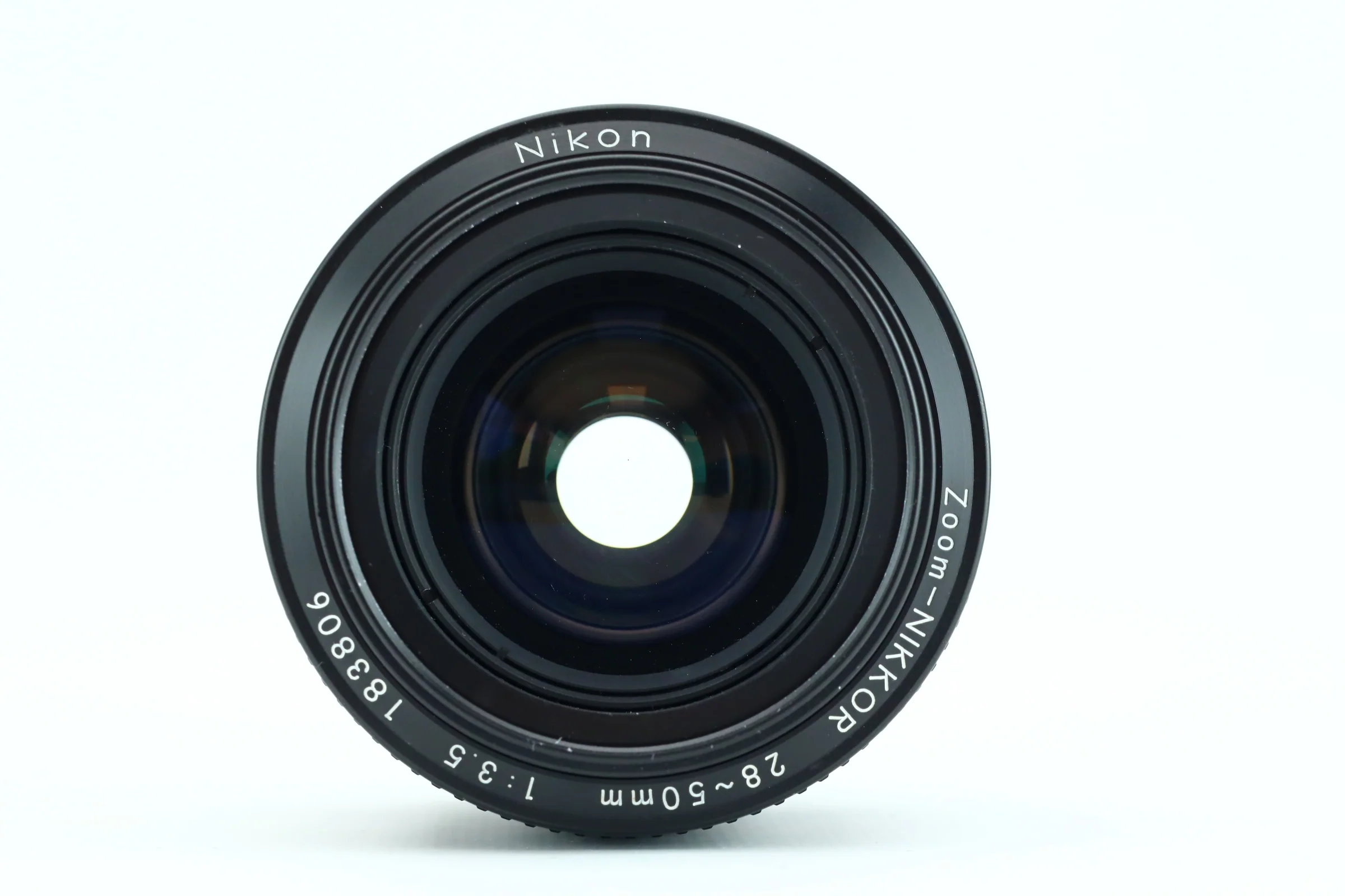 Nikon NIKKOR 28-50mm 3,5 - Image 3