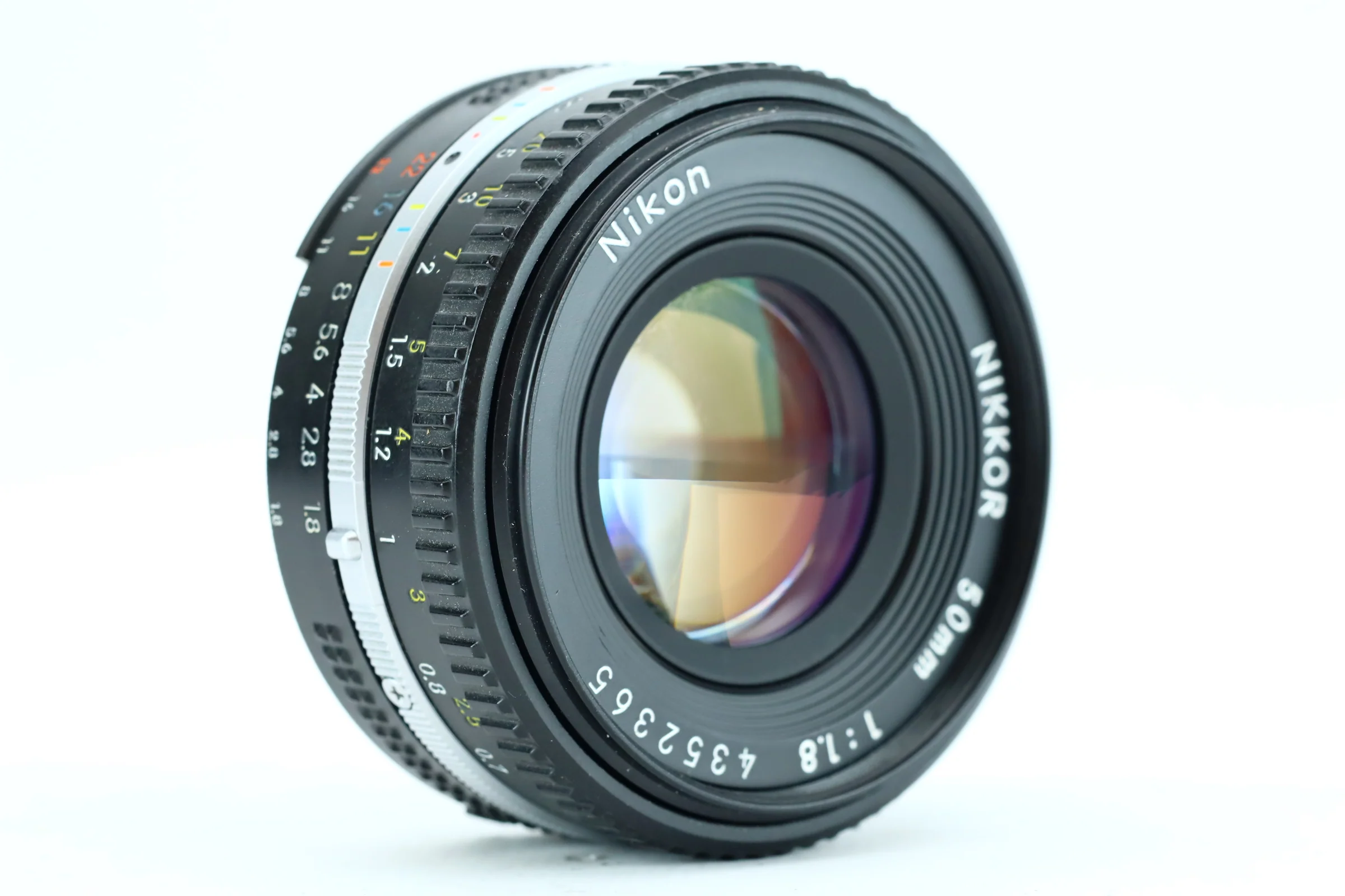 Nikon Nikkor 50mm f/1.8 (SN: 4352365) - Image 3