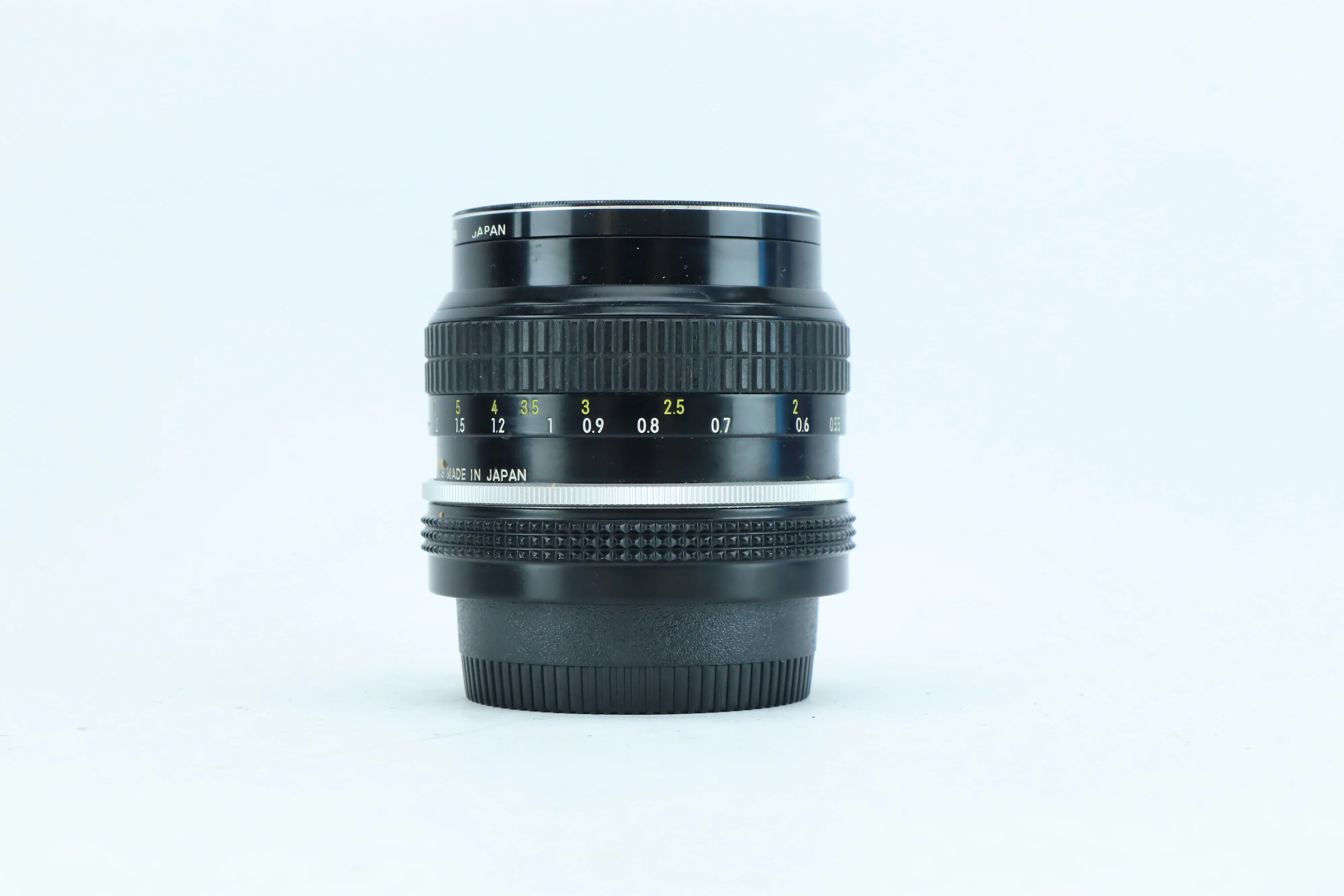 Nikon Nikkor 50mm f/2 | S/N: 3194908