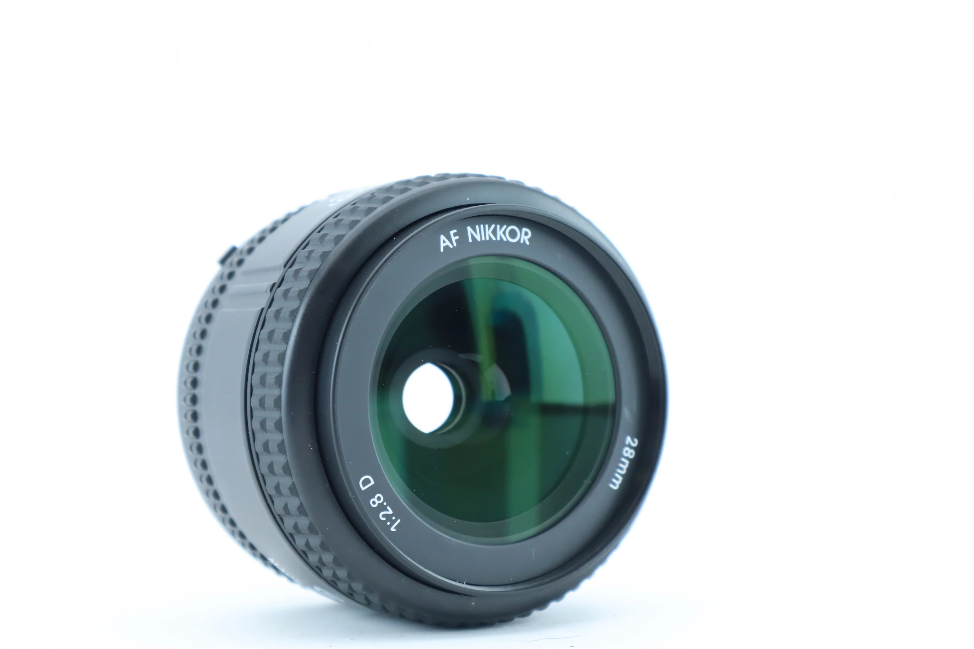 Nikon Nikkor AF 28mm f/2.8 – Compact Wide-Angle Prime for Nikon F Mount - Image 3