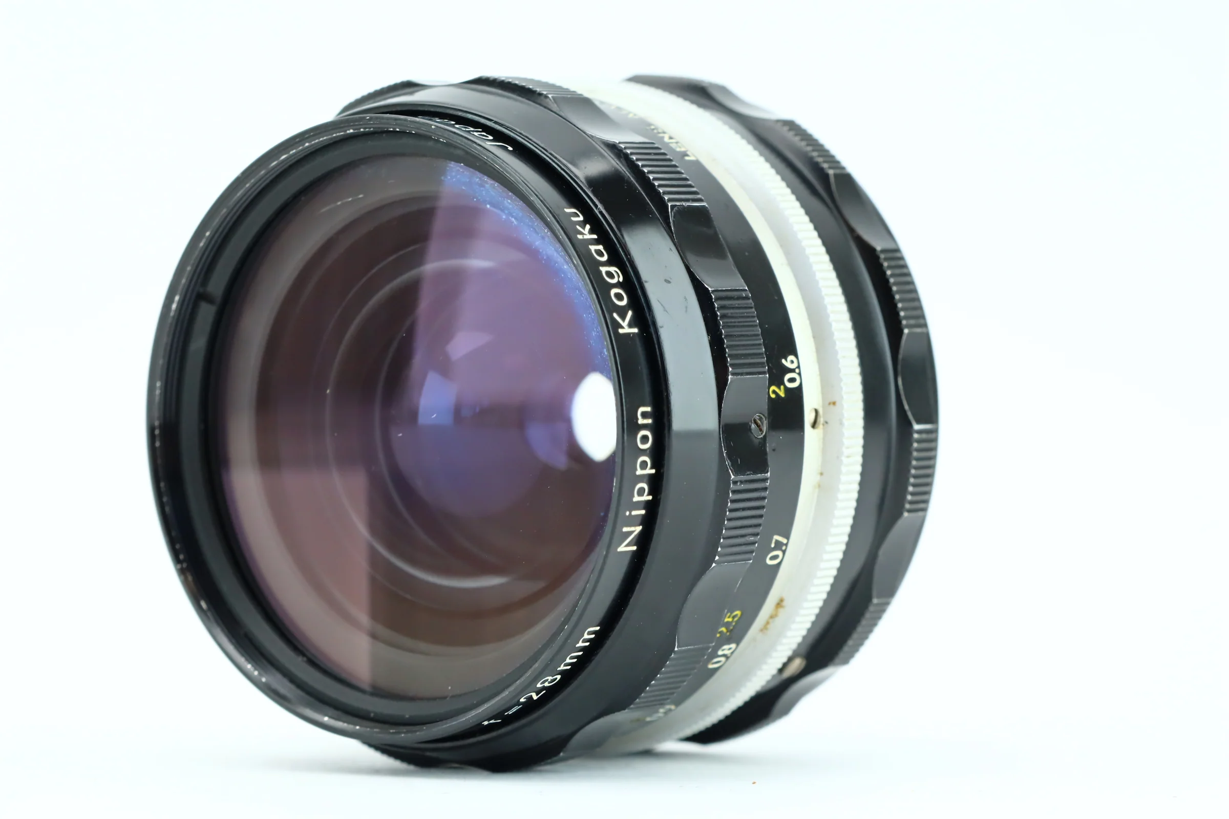 Nikon NIKKOR-H 28mm 3,5 - Image 4