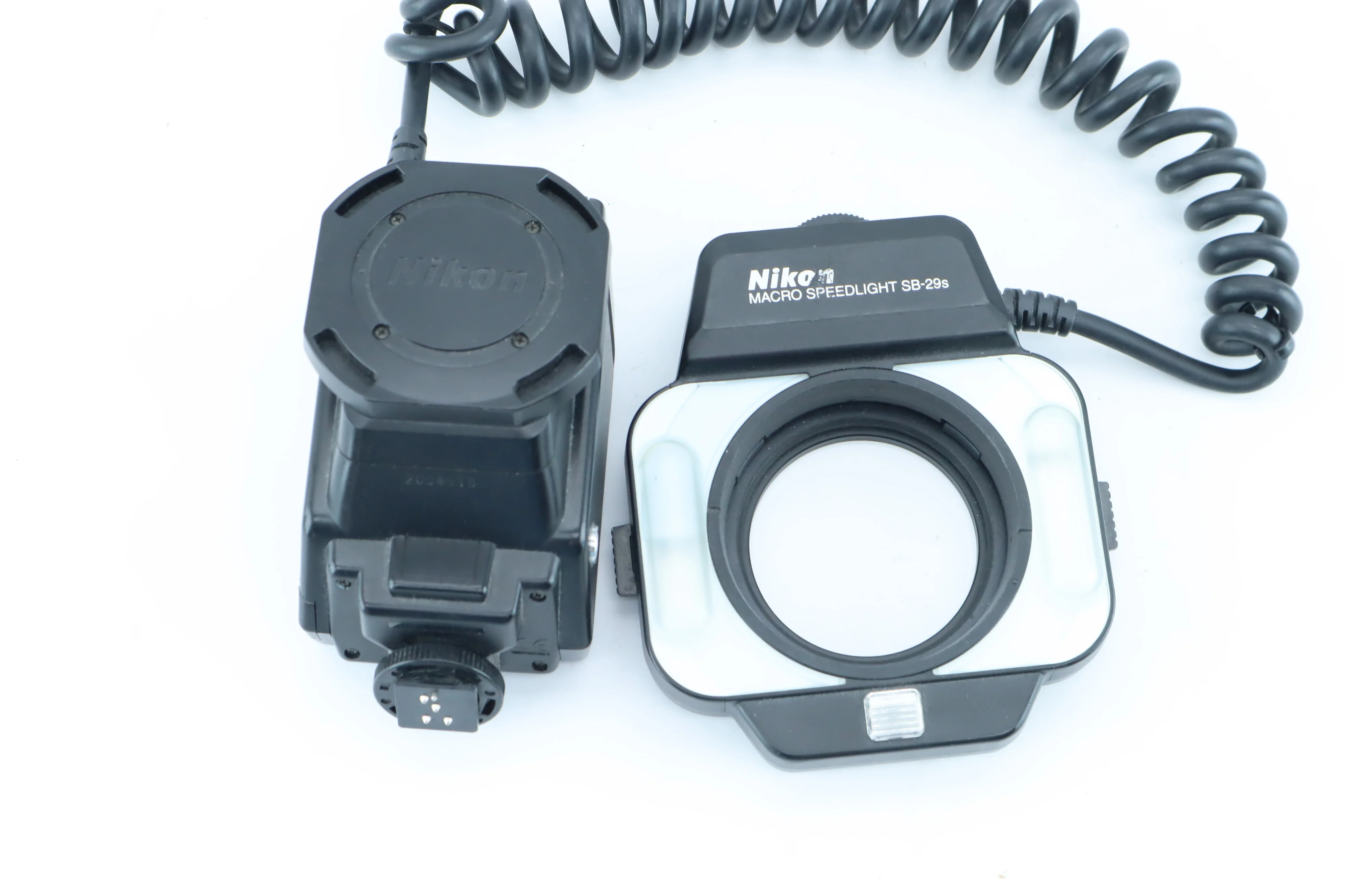 Nikon SB-29s – TTL Macro Speedlight for Close-Up Photography
