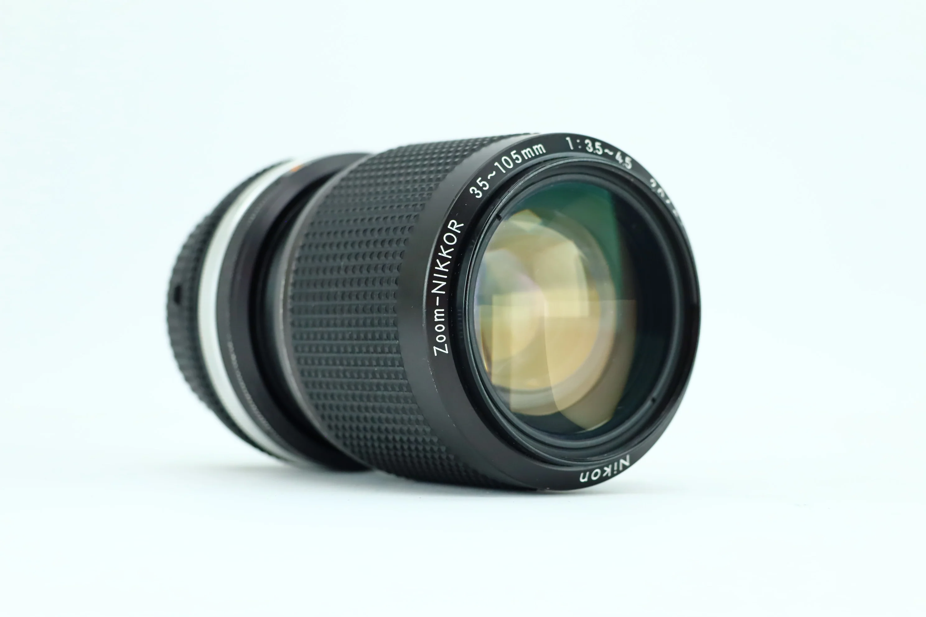 Nikon Zoom-Nikkor 35-105mm 1:3.5-4.5 - Image 2