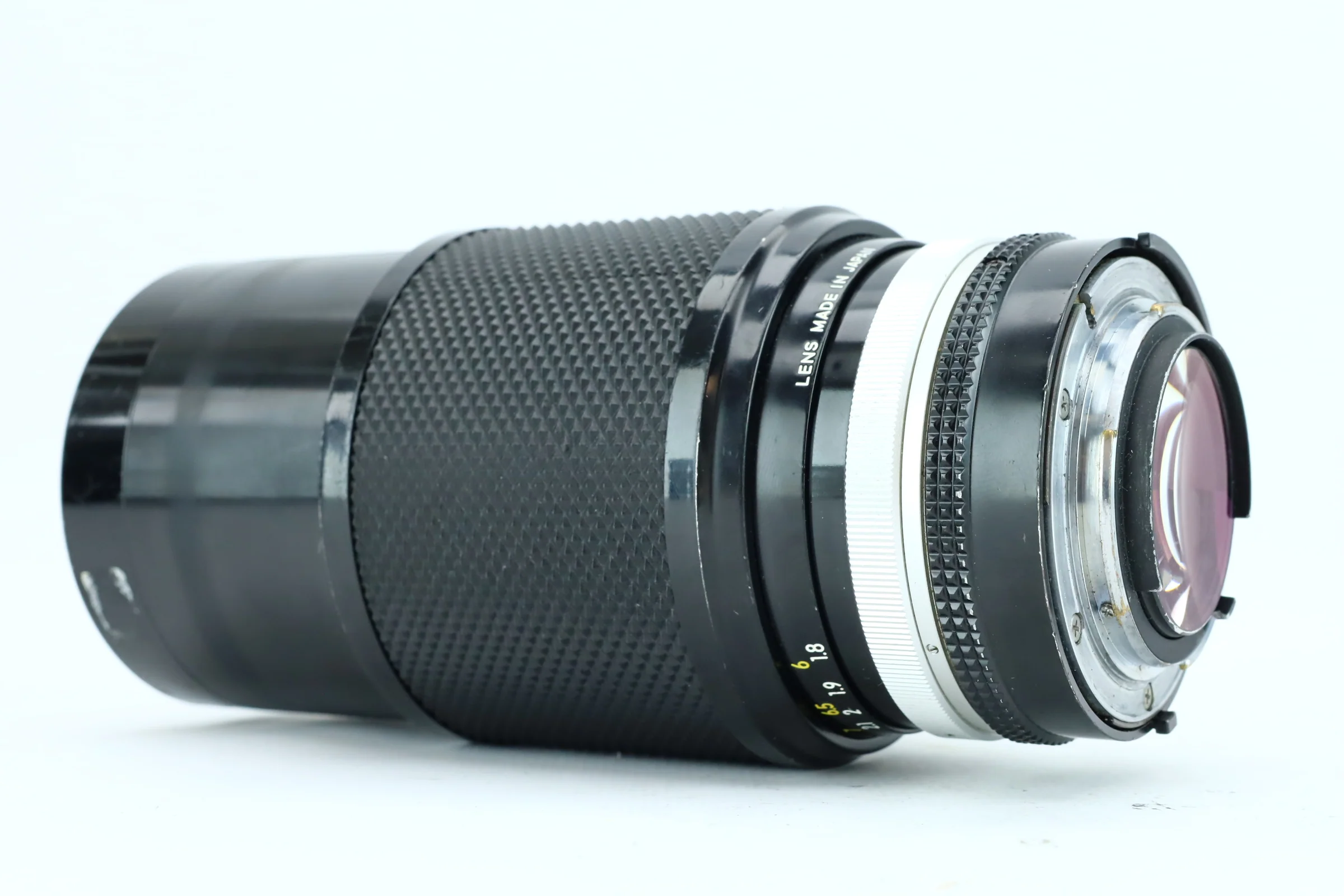 Nikon Zoom-Nikkor C Auto 80–200mm f/4.5 (SN: 177076) - Image 4