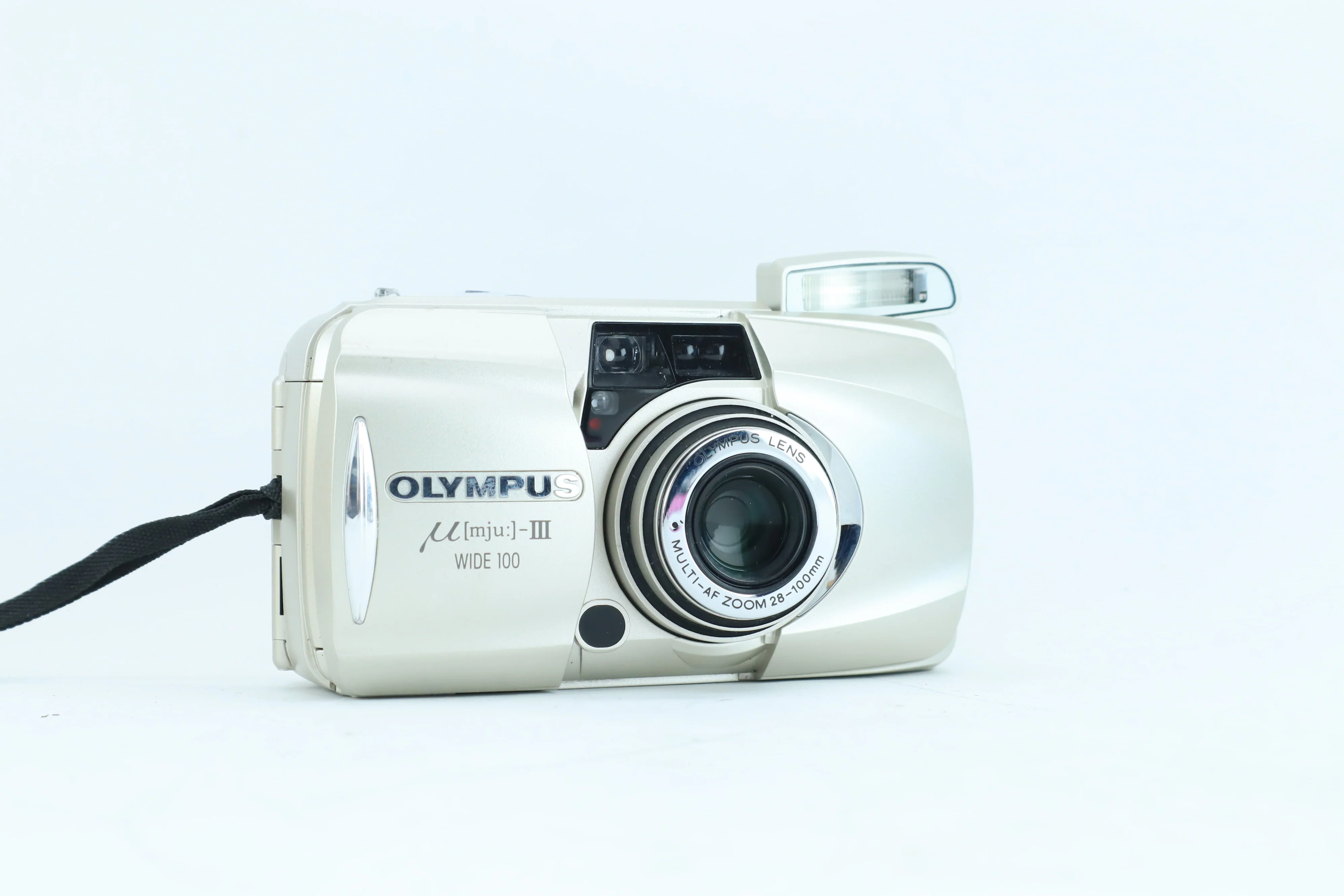 Olympus µ [mju:] III Wide 100 All-Weather with 28-100mm Multi AF Zoom